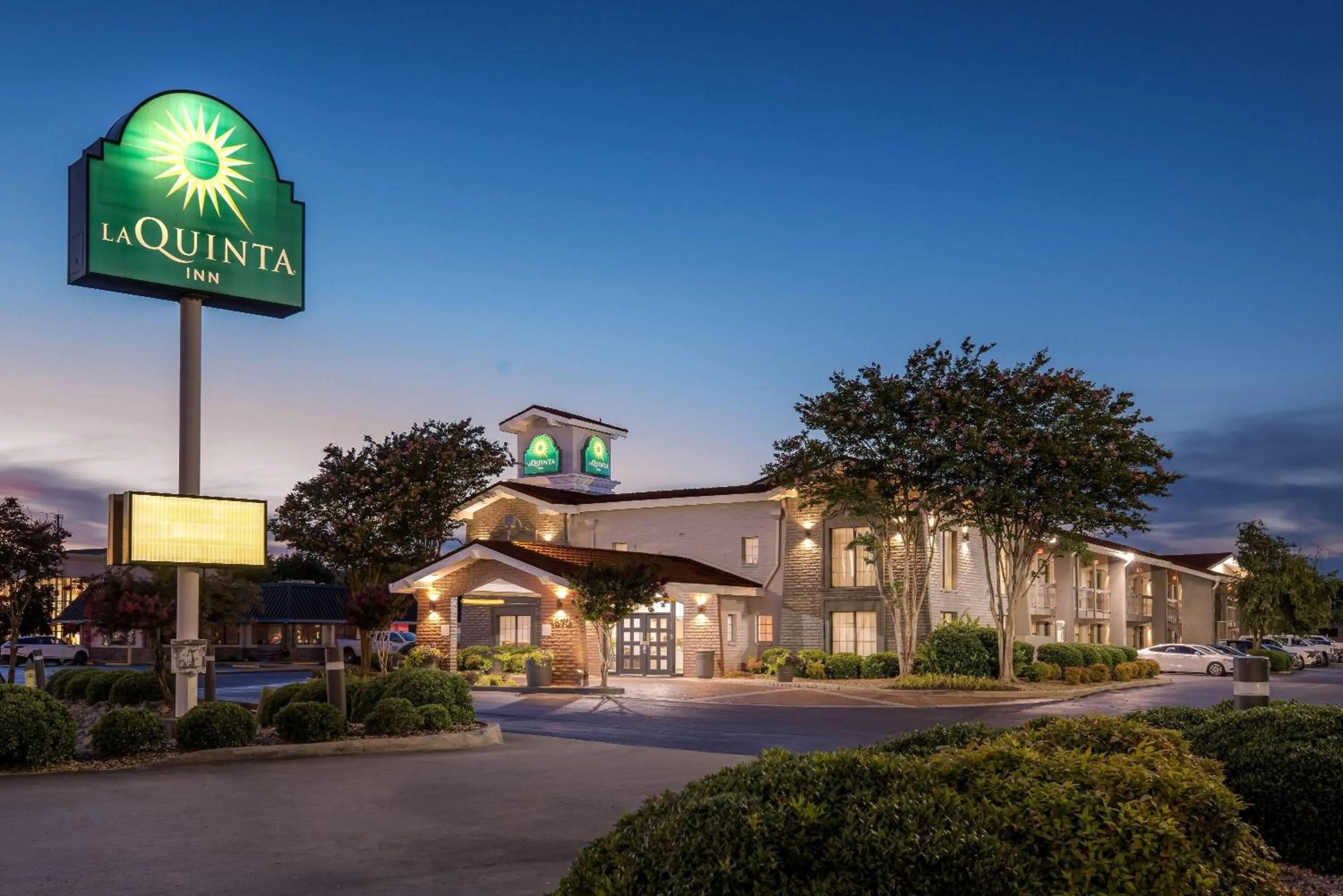 Property building in La Quinta Inn by Wyndham Huntsville Research Park