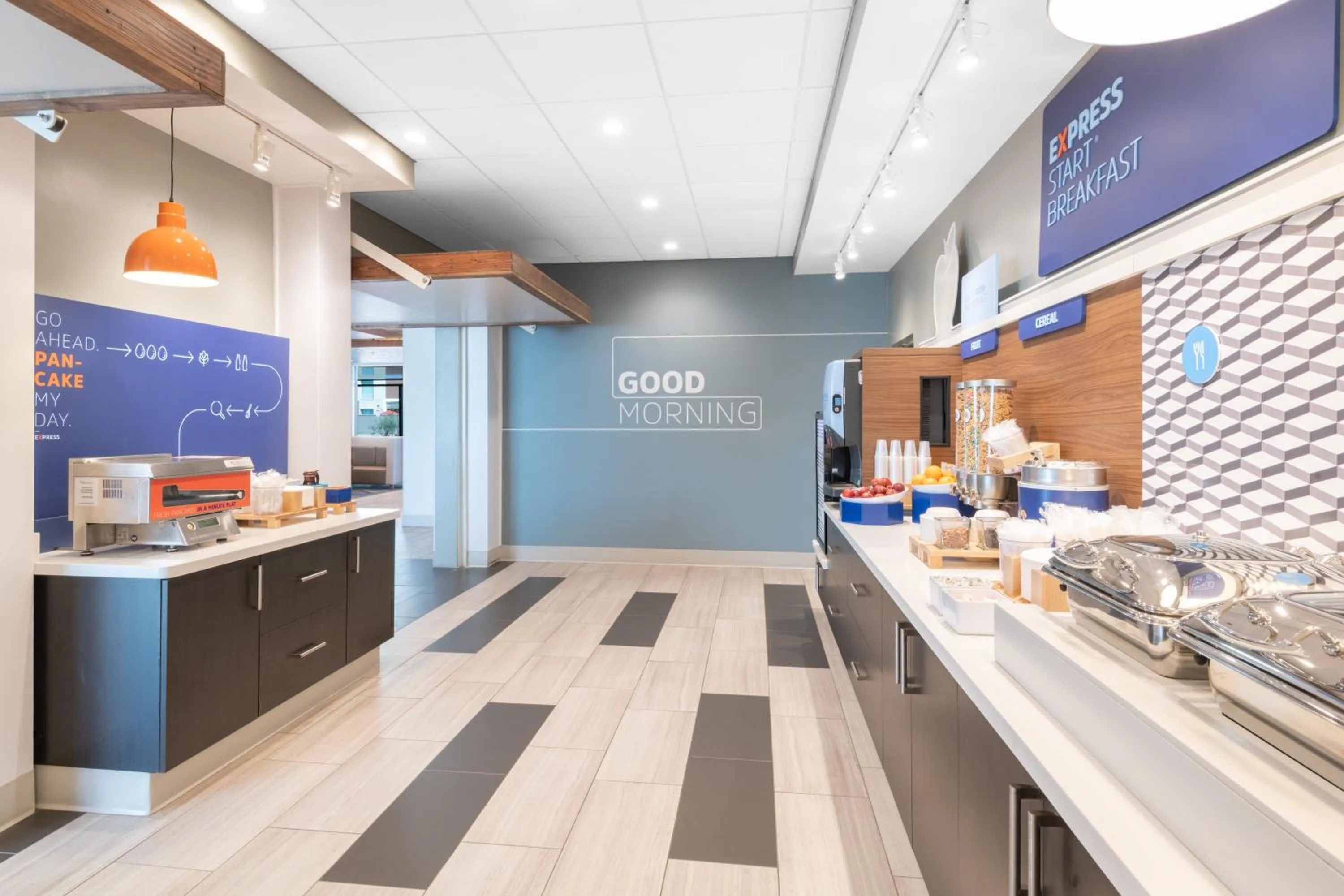 Breakfast in Holiday Inn Express & Suites - Phoenix - Airport North by IHG