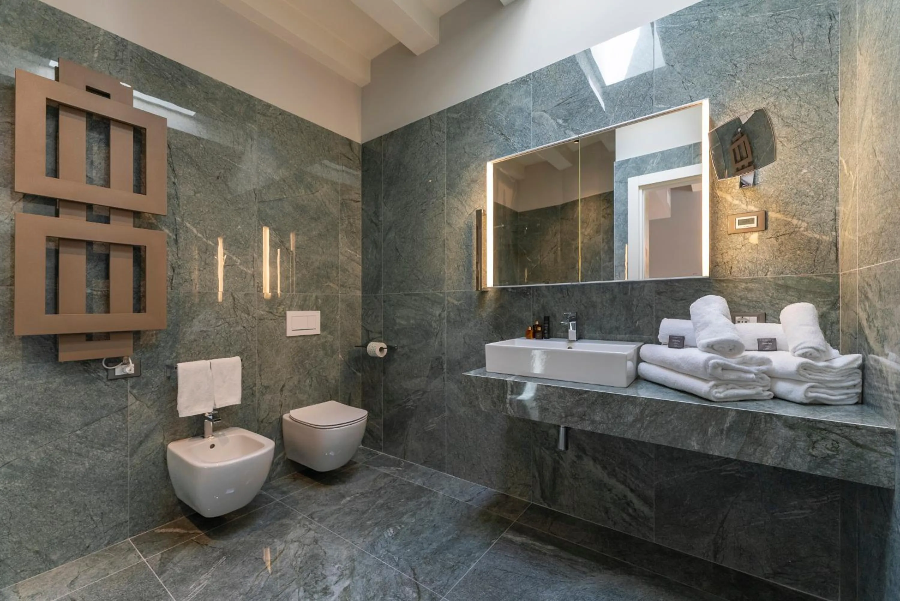 Bathroom in Palazzo della Scala Spa Hotel Suites & Apartments