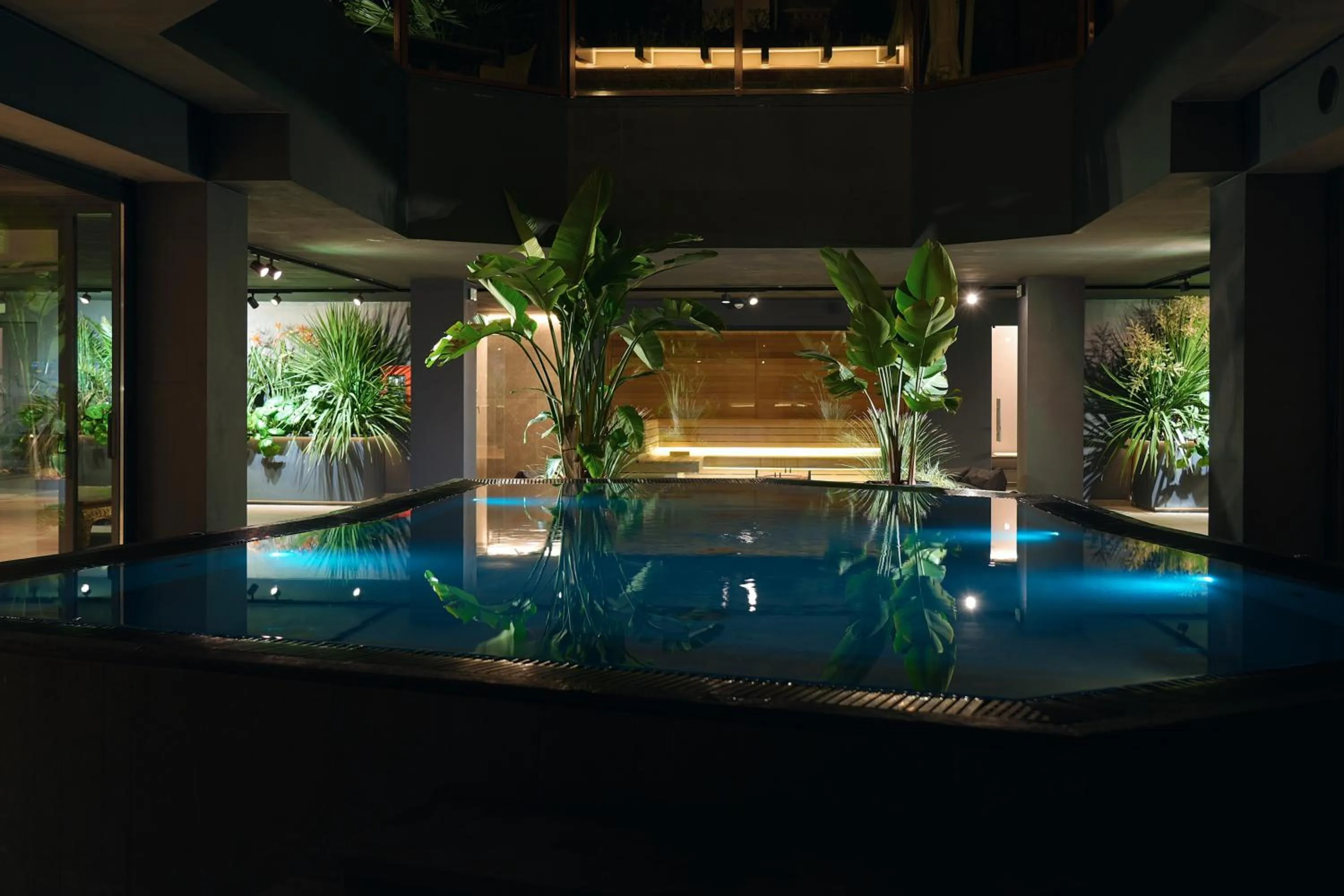 Swimming pool in Palazzo della Scala Spa Hotel Suites & Apartments