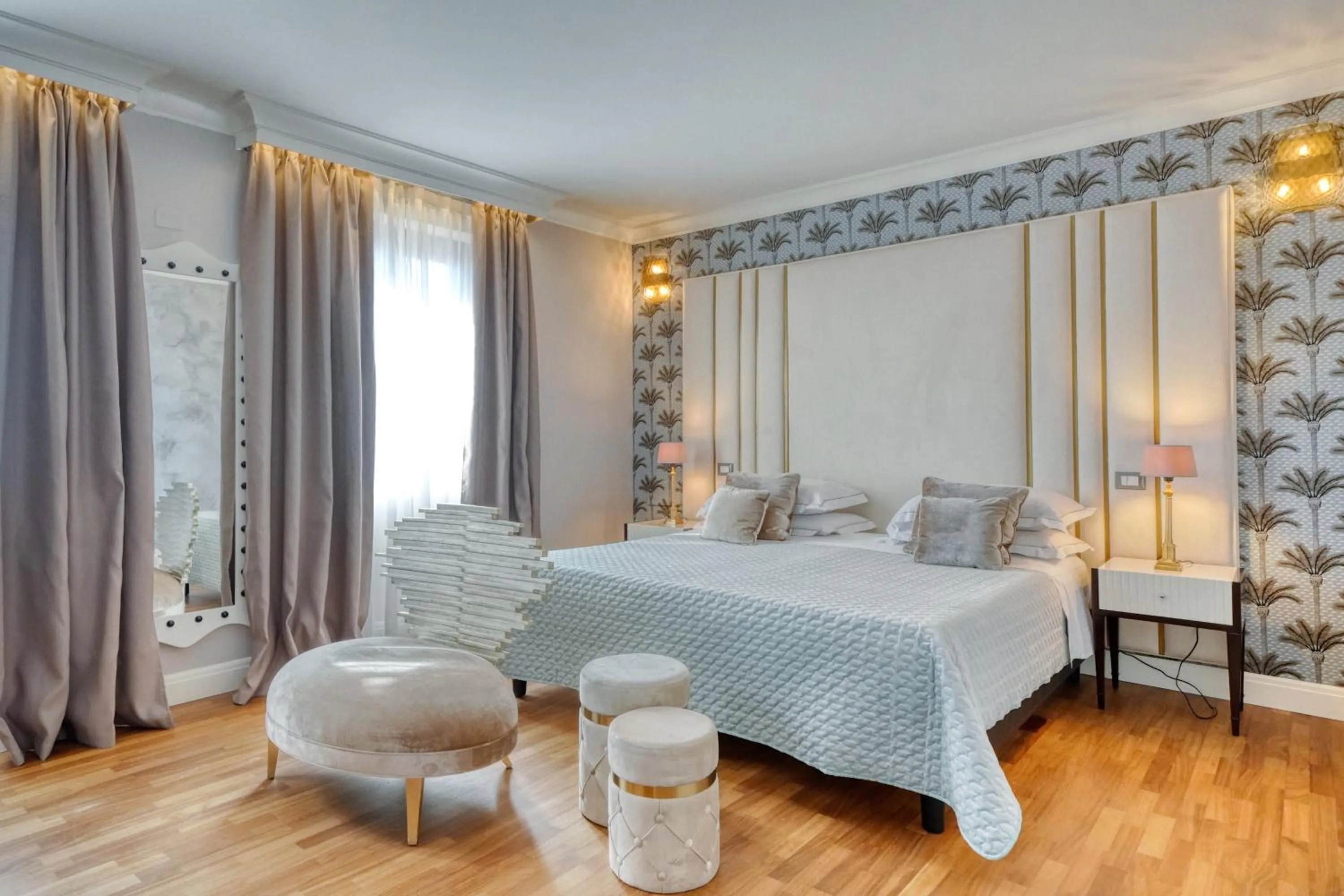 Bedroom, Bed in Palazzo della Scala Spa Hotel Suites & Apartments