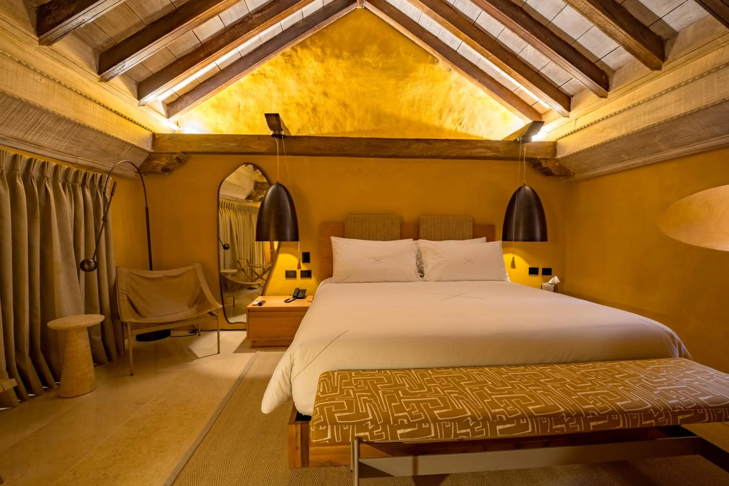 Bed in Casa Carolina Luxury Wellness Hotel