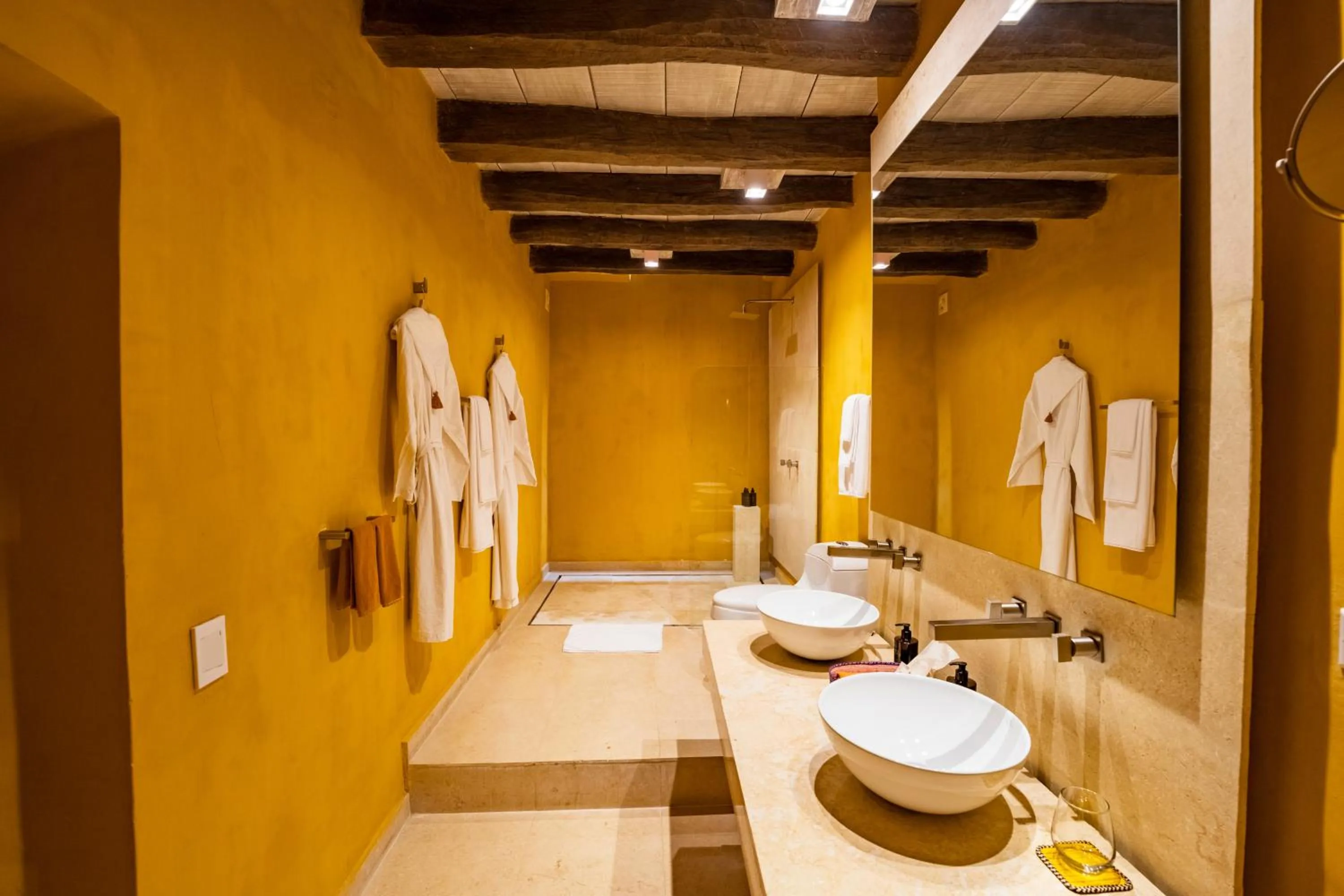 Bathroom in Casa Carolina Luxury Wellness Hotel