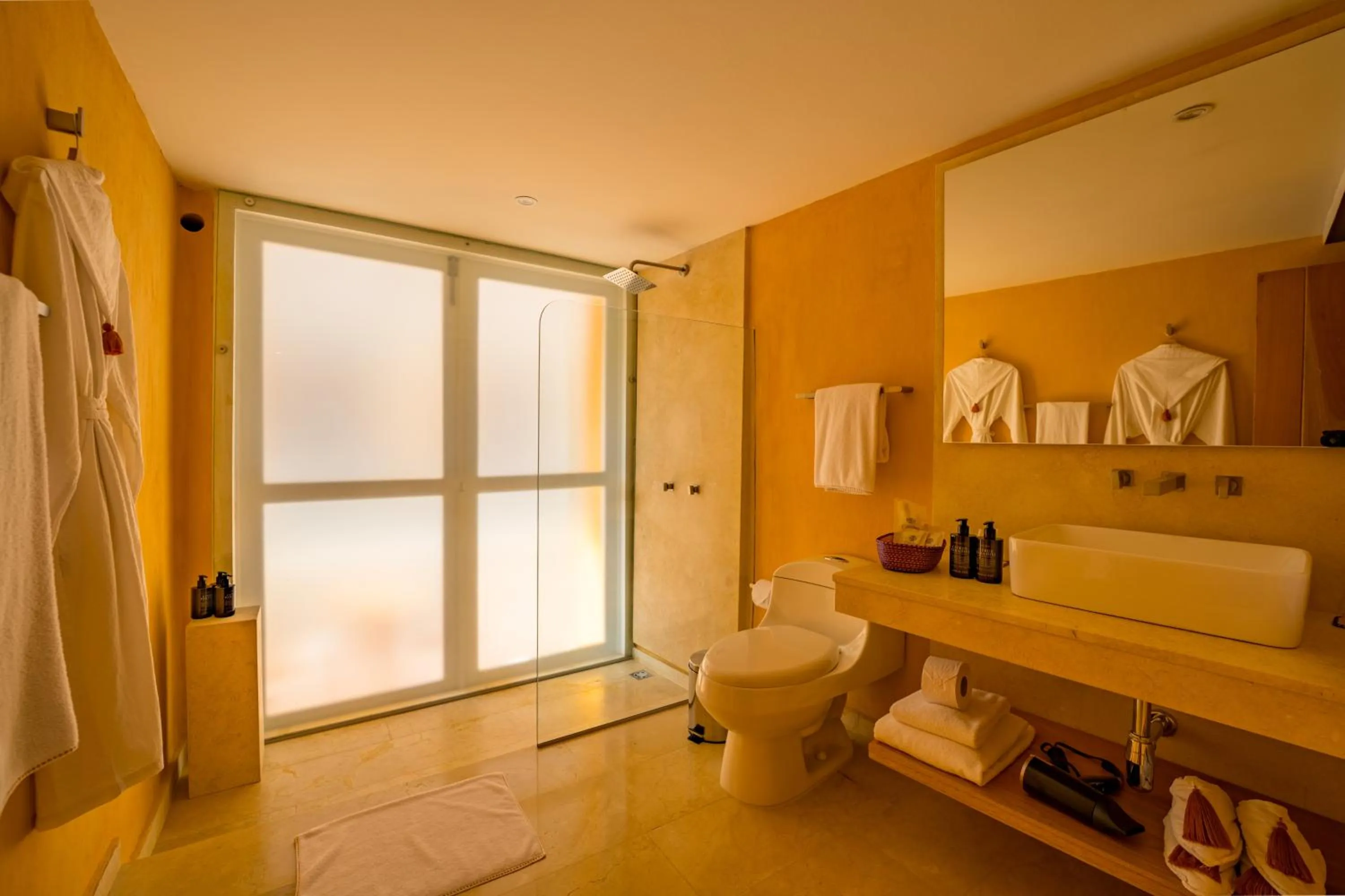 Bathroom in Casa Carolina Luxury Wellness Hotel
