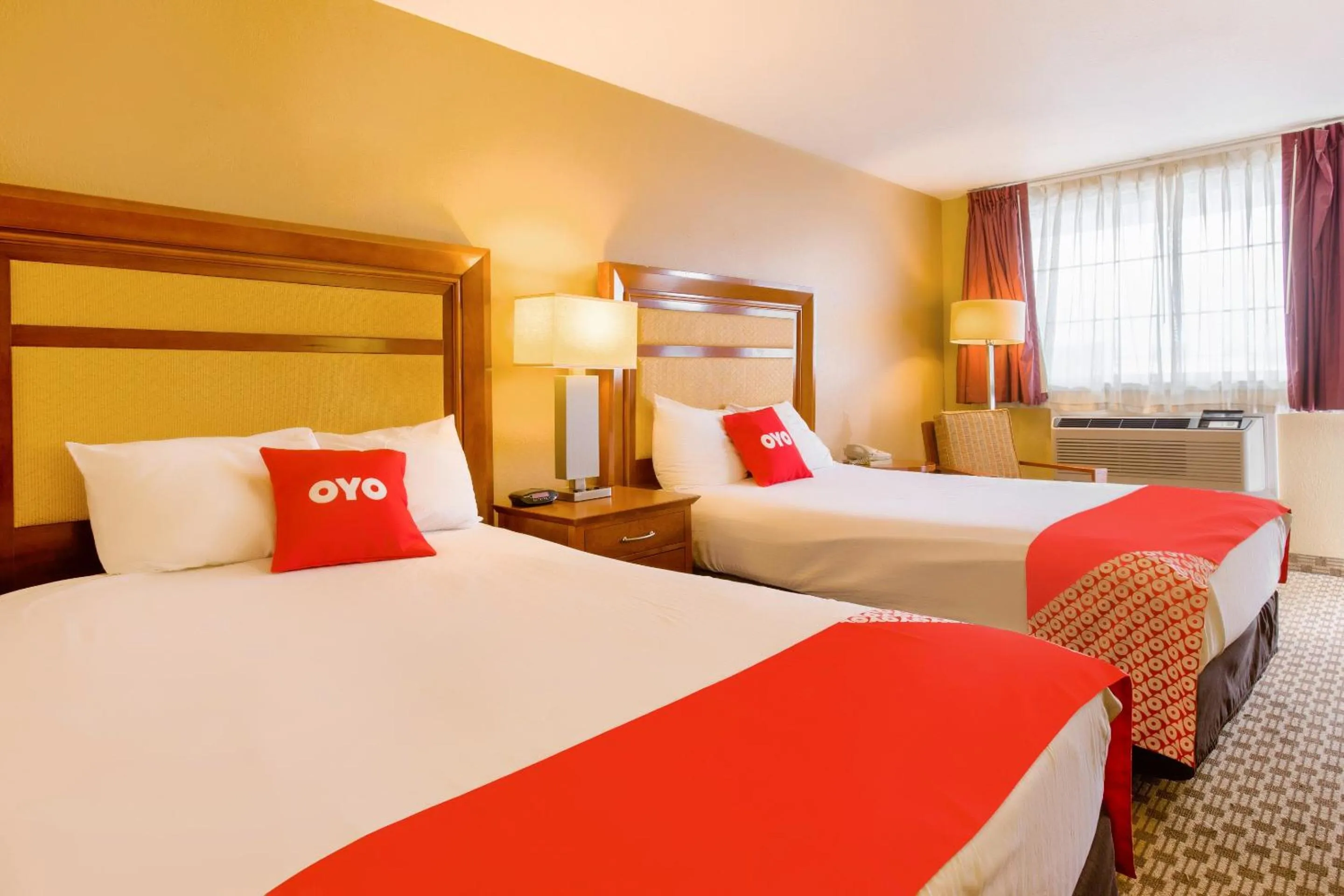 Bedroom, Bed in OYO Hotel Lebanon MO I-44