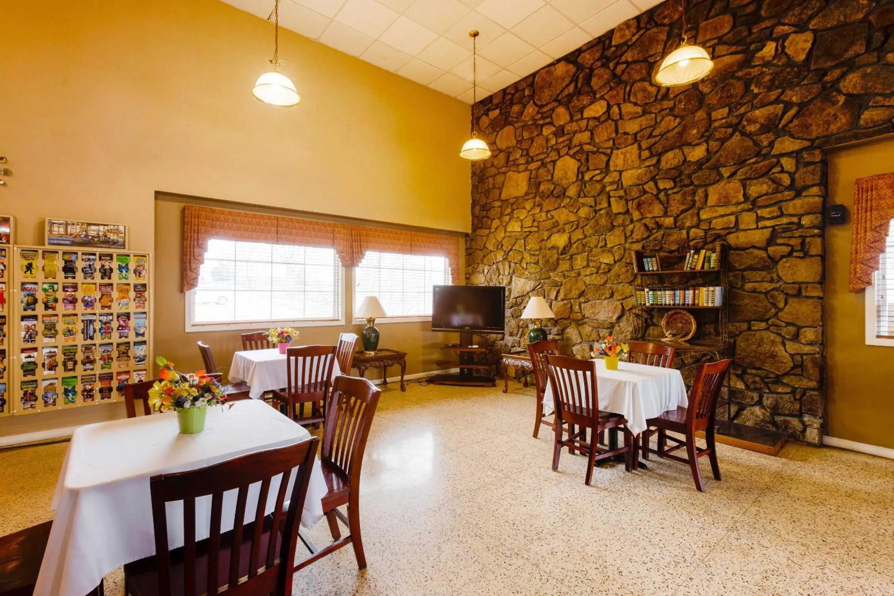 Restaurant/places to eat in OYO Hotel Lebanon MO I-44