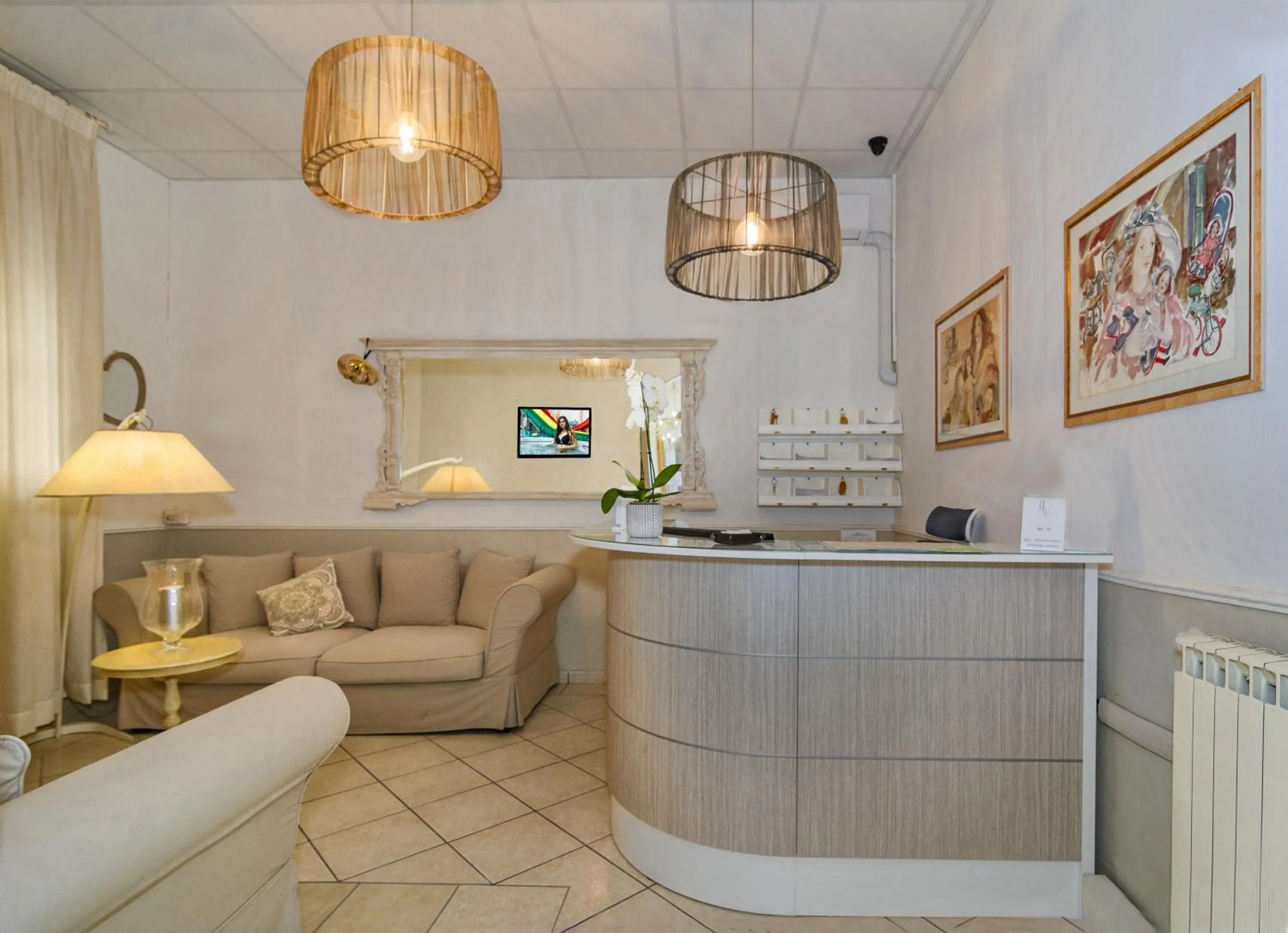 Lobby or reception in City Hotel