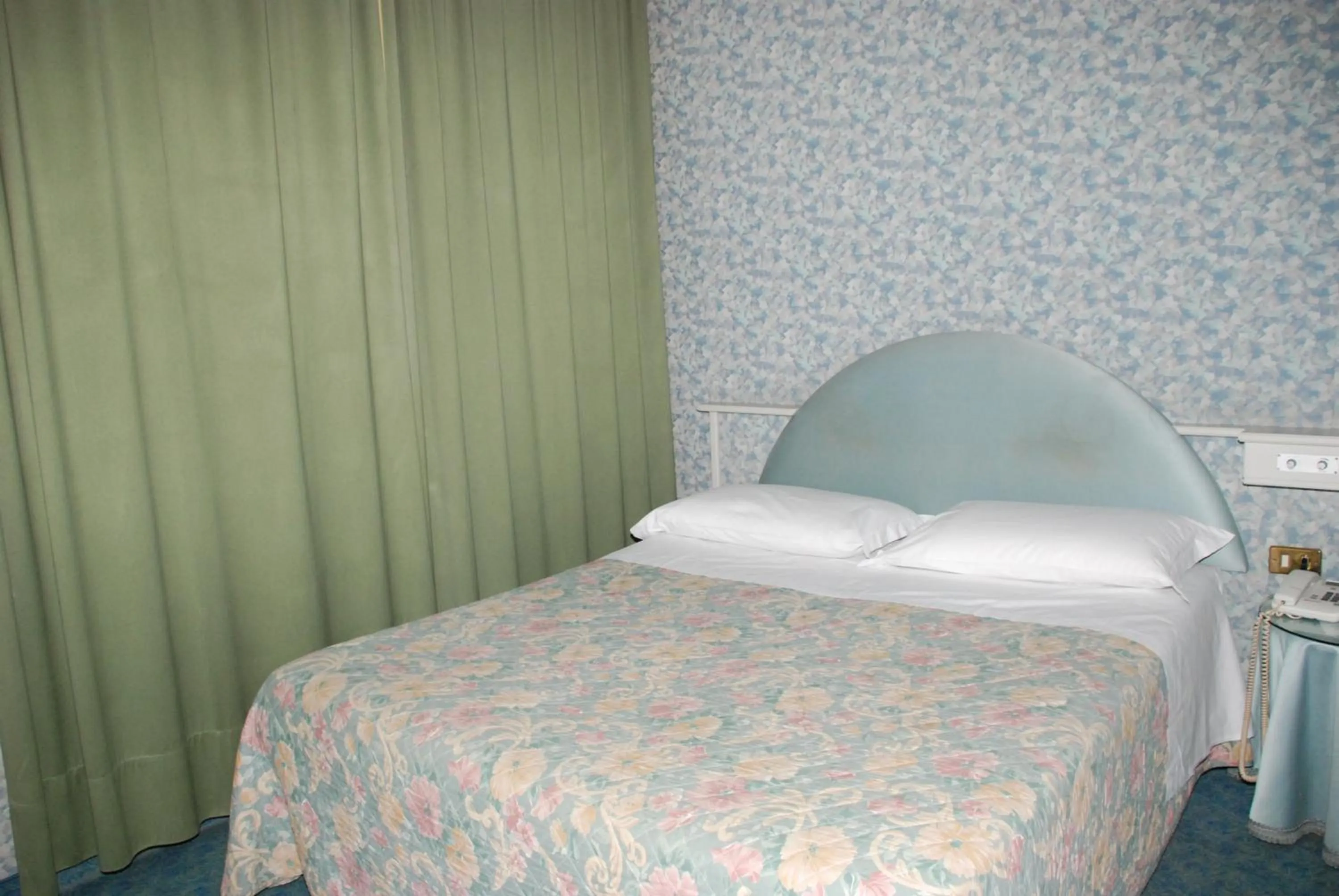 Bed in Hotel Il Burchiello