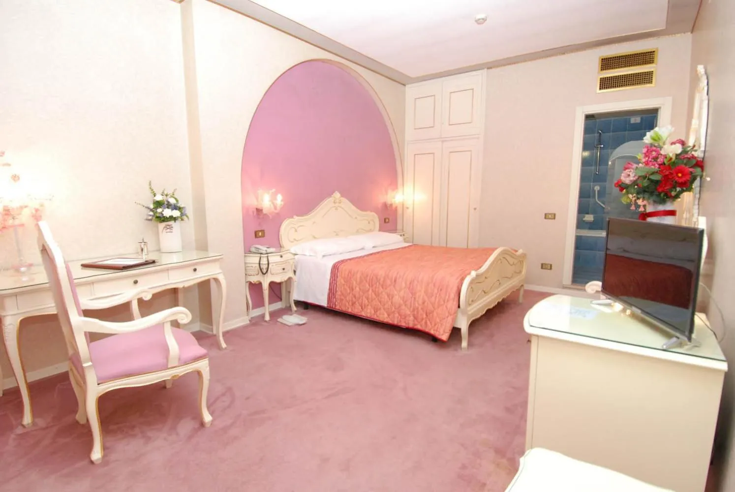 Bed in Hotel Il Burchiello