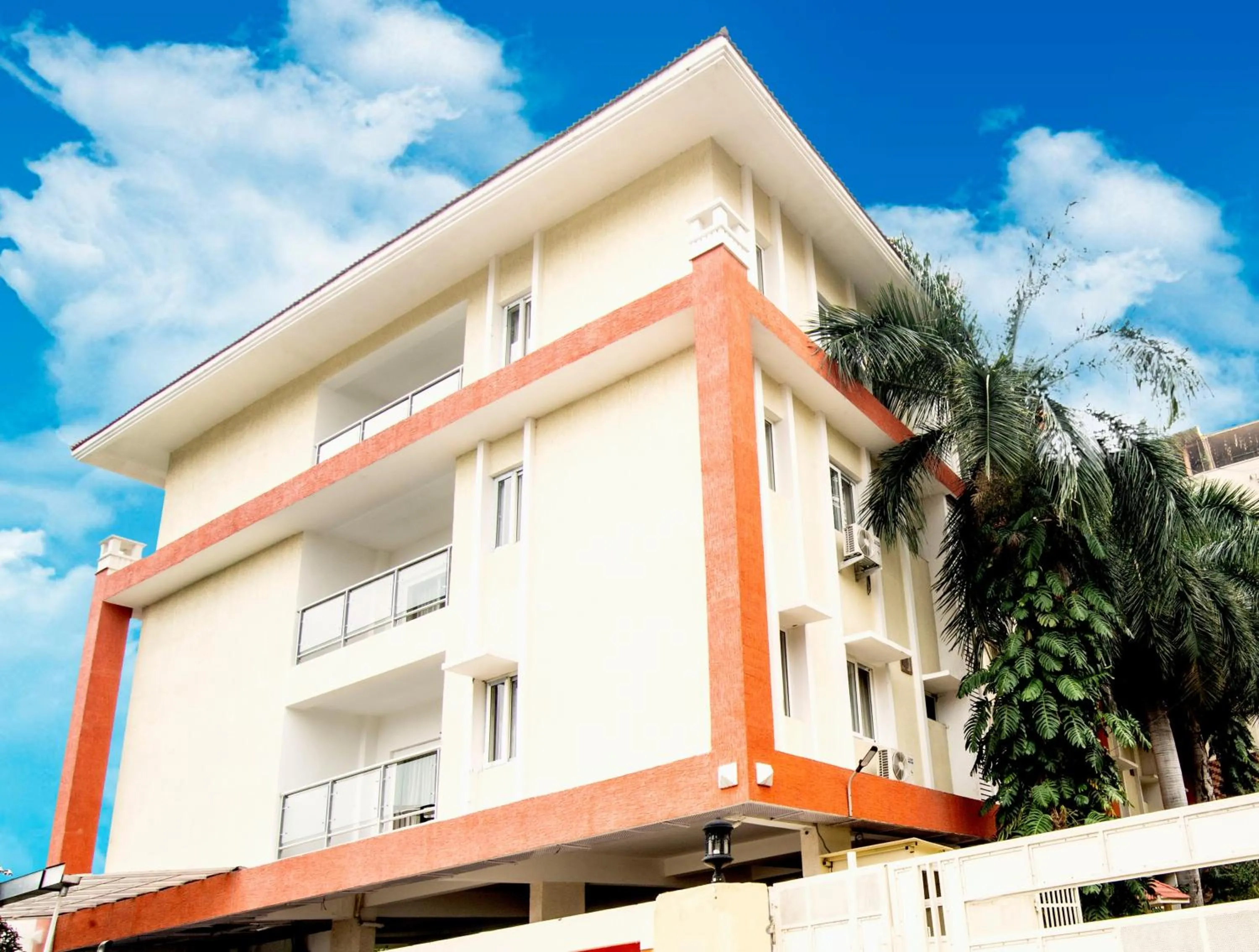 Property building in Aptly Premium Serviced Apartments - A BRAND UNIT OF SKYLA