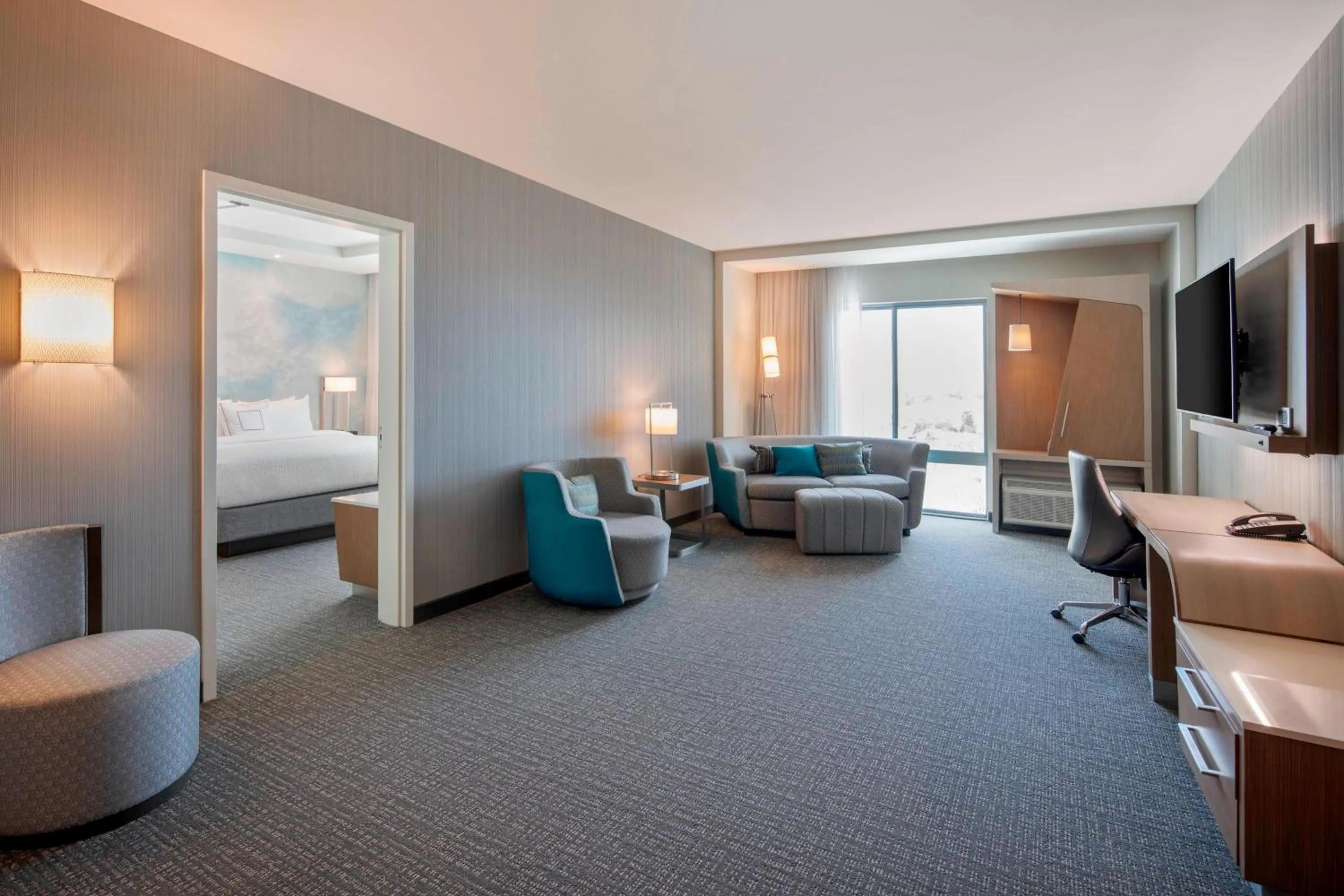 Bedroom, Bed in Courtyard by Marriott Atlanta Vinings/Galleria