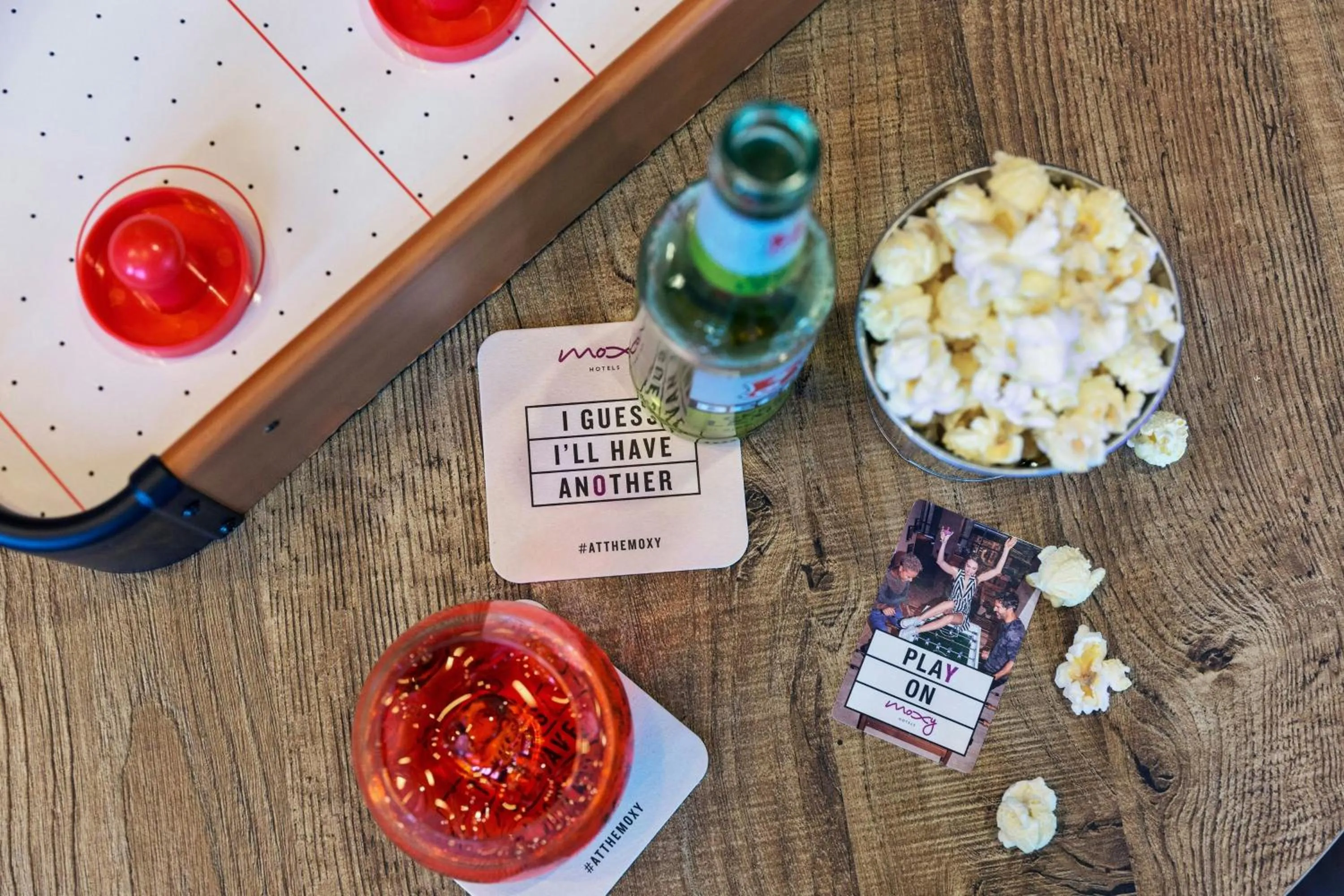 Lobby or reception in Moxy Frankfurt Airport Kelsterbach
