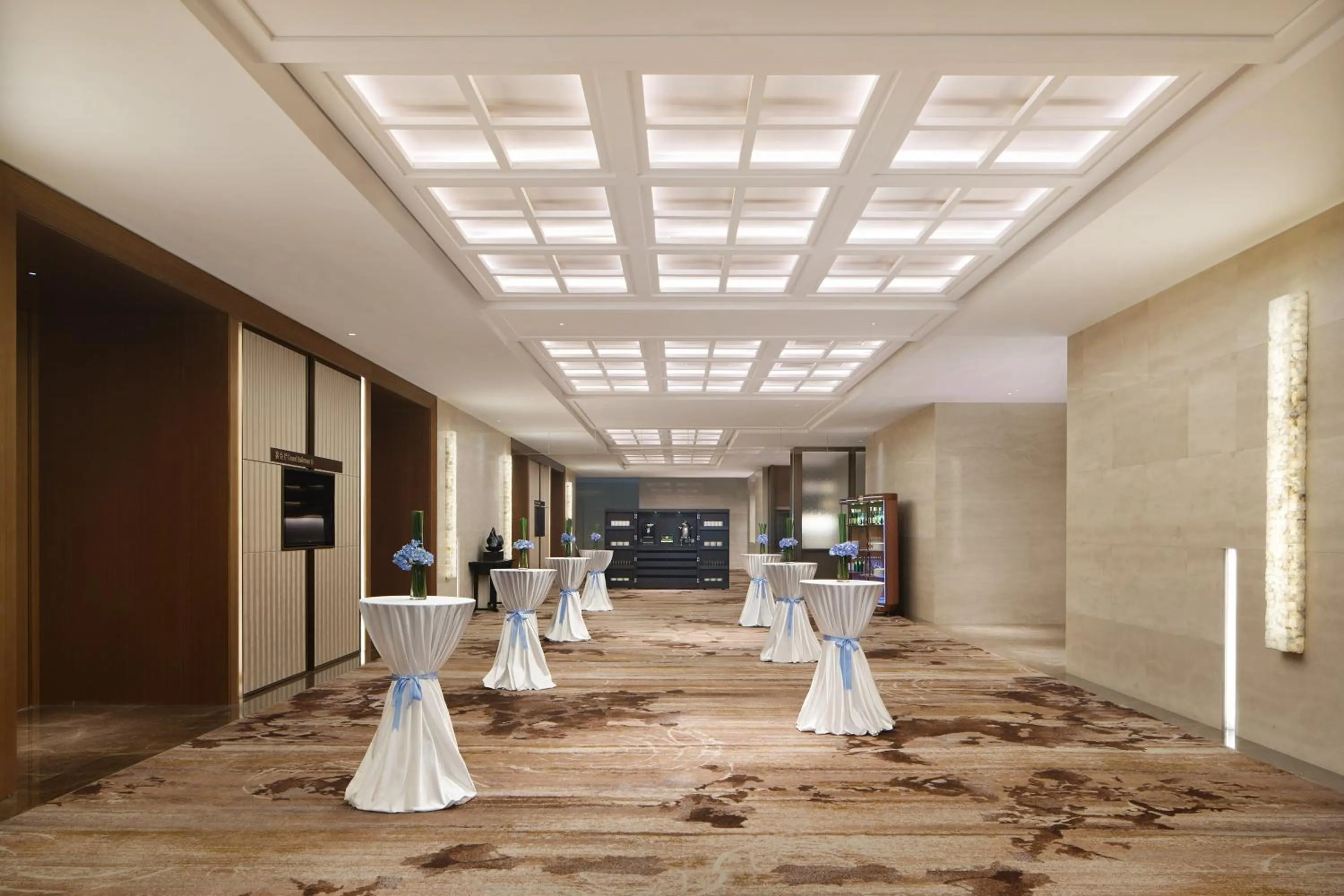 Meeting/conference room in Sheraton Yunfu Xinxing Hotel