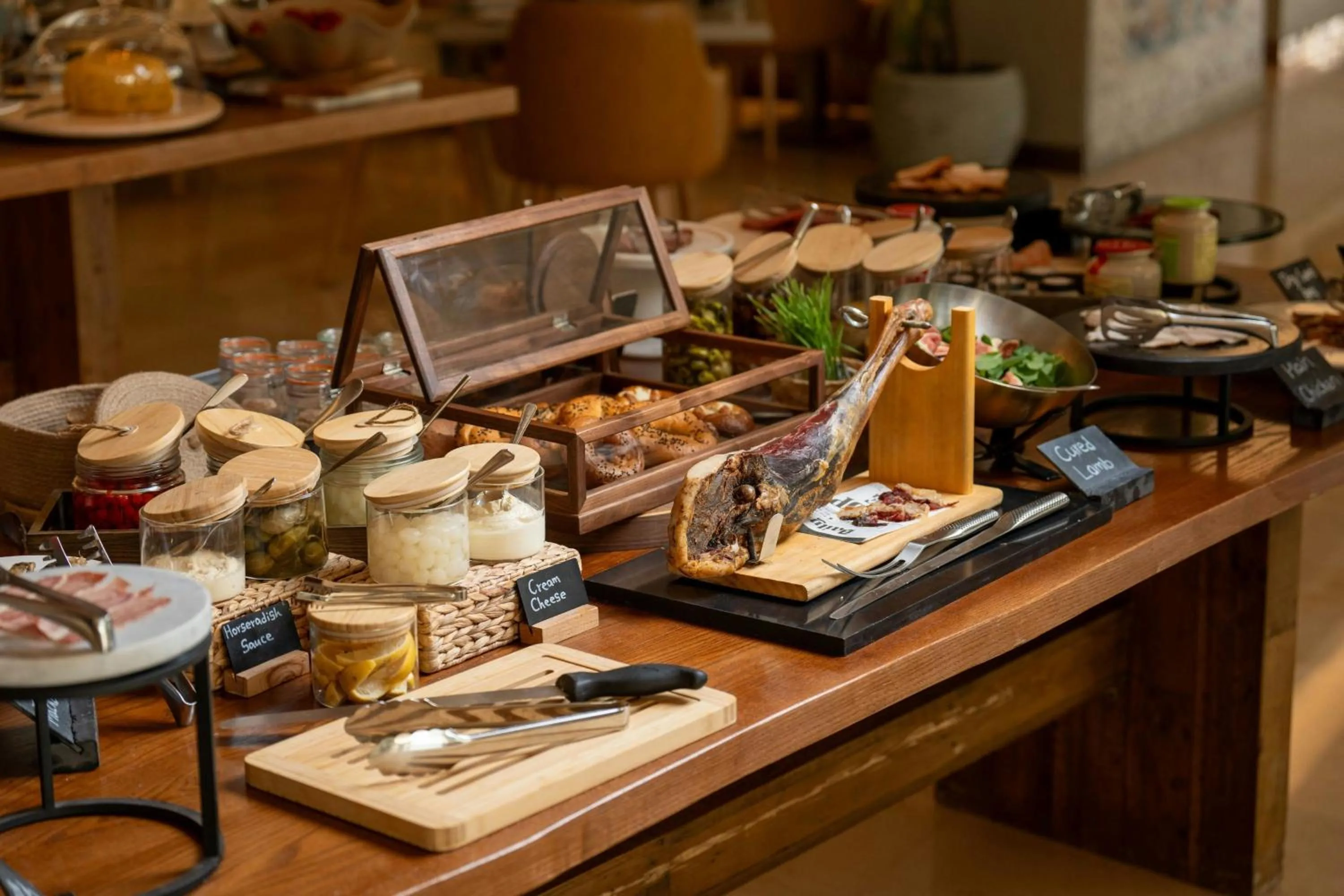 Kitchen or kitchenette in Marriott Riyadh Diplomatic Quarter