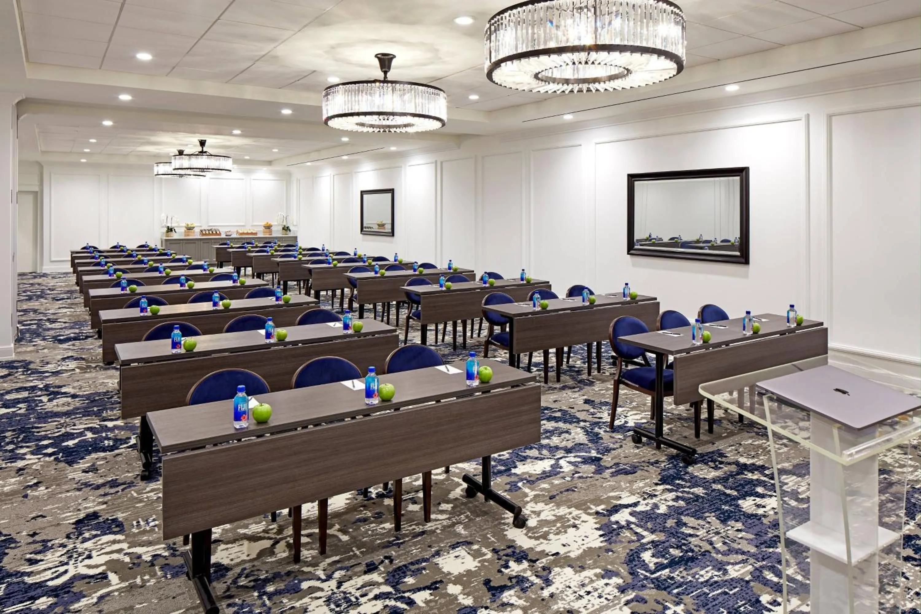 Meeting/conference room in Vespera Resort on Pismo Beach, Autograph Collection