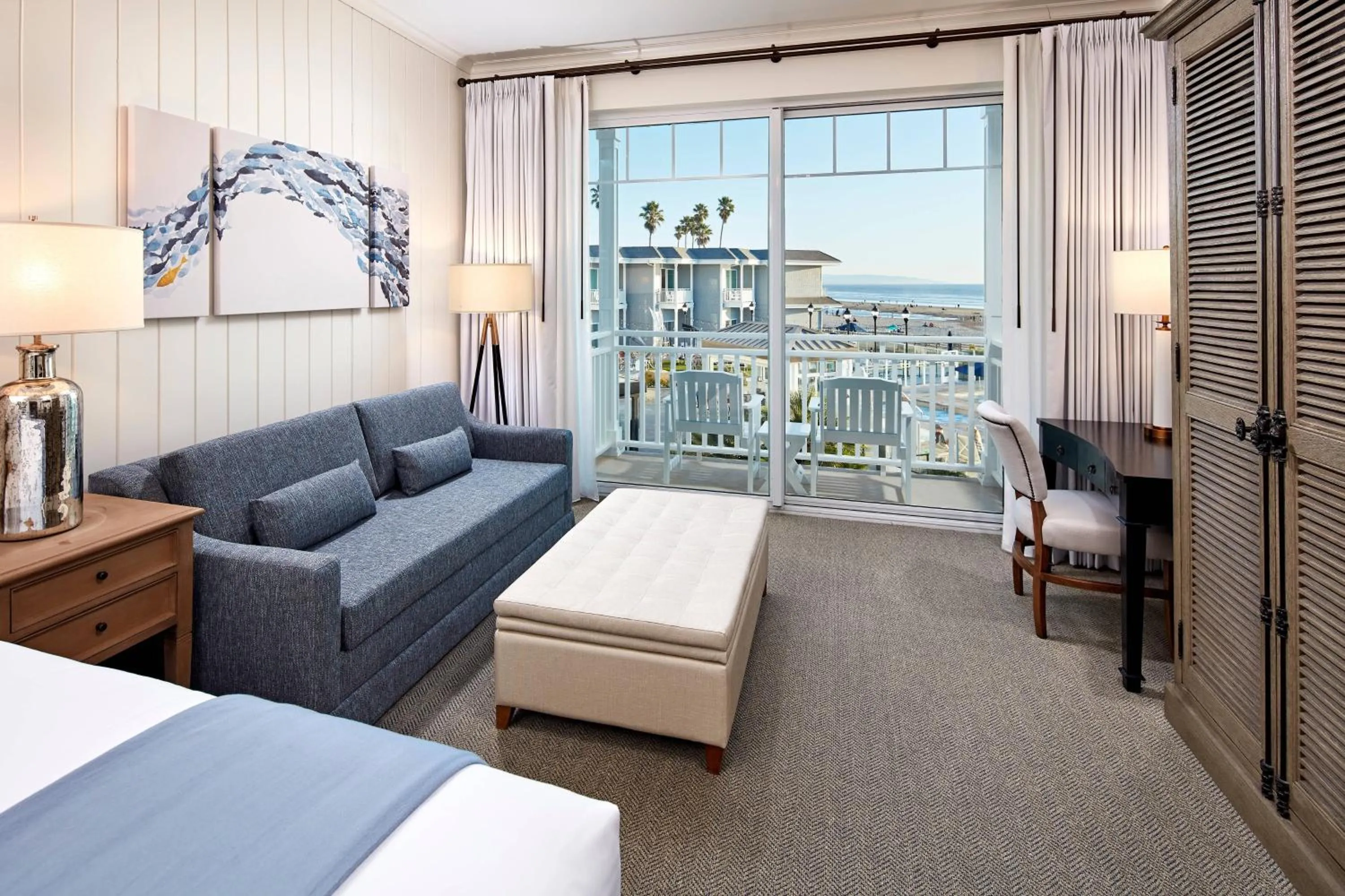 Photo of the whole room, Bed in Vespera Resort on Pismo Beach, Autograph Collection