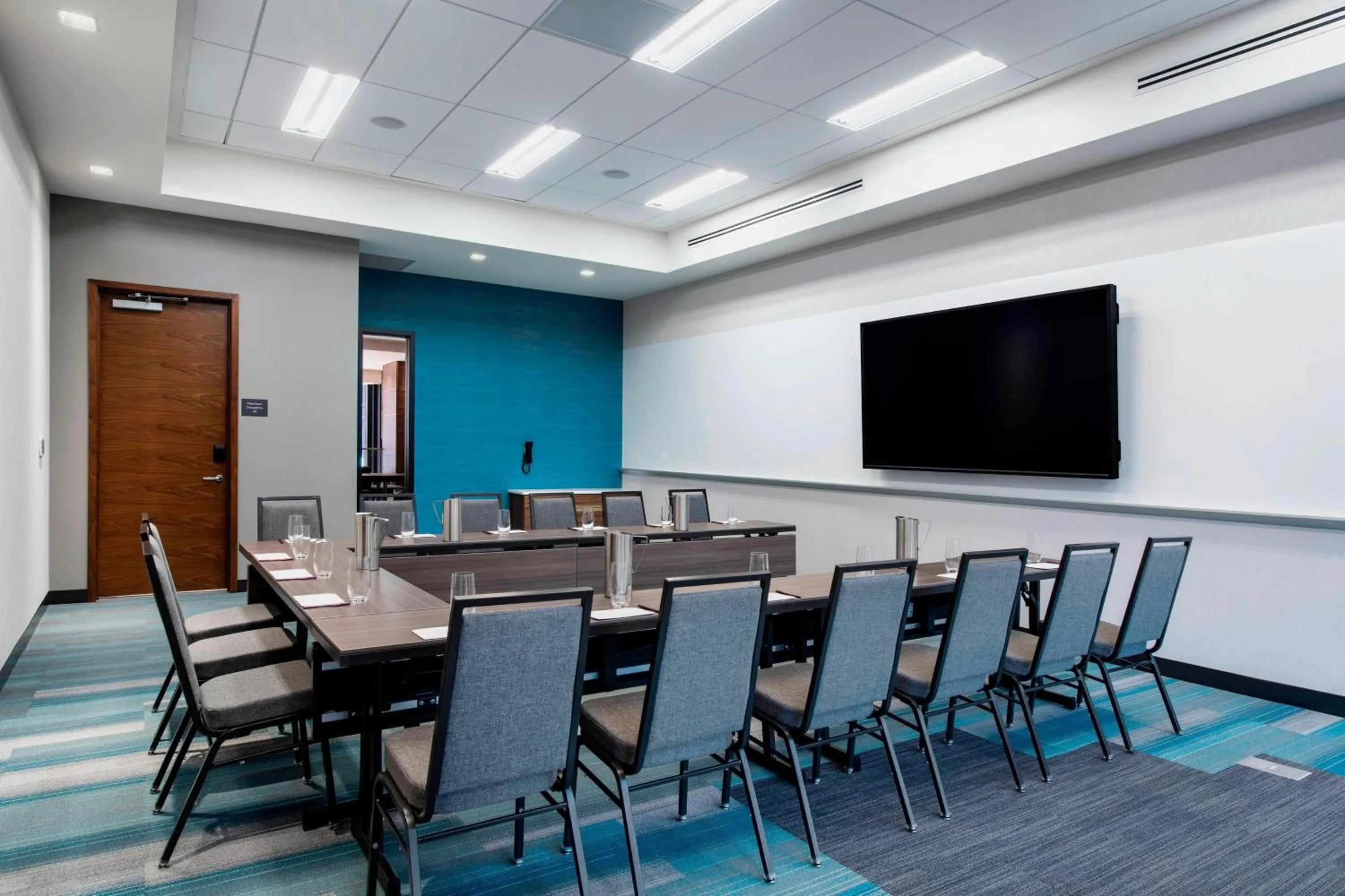 Meeting/conference room in Residence Inn by Marriott Calgary Downtown/Beltline District