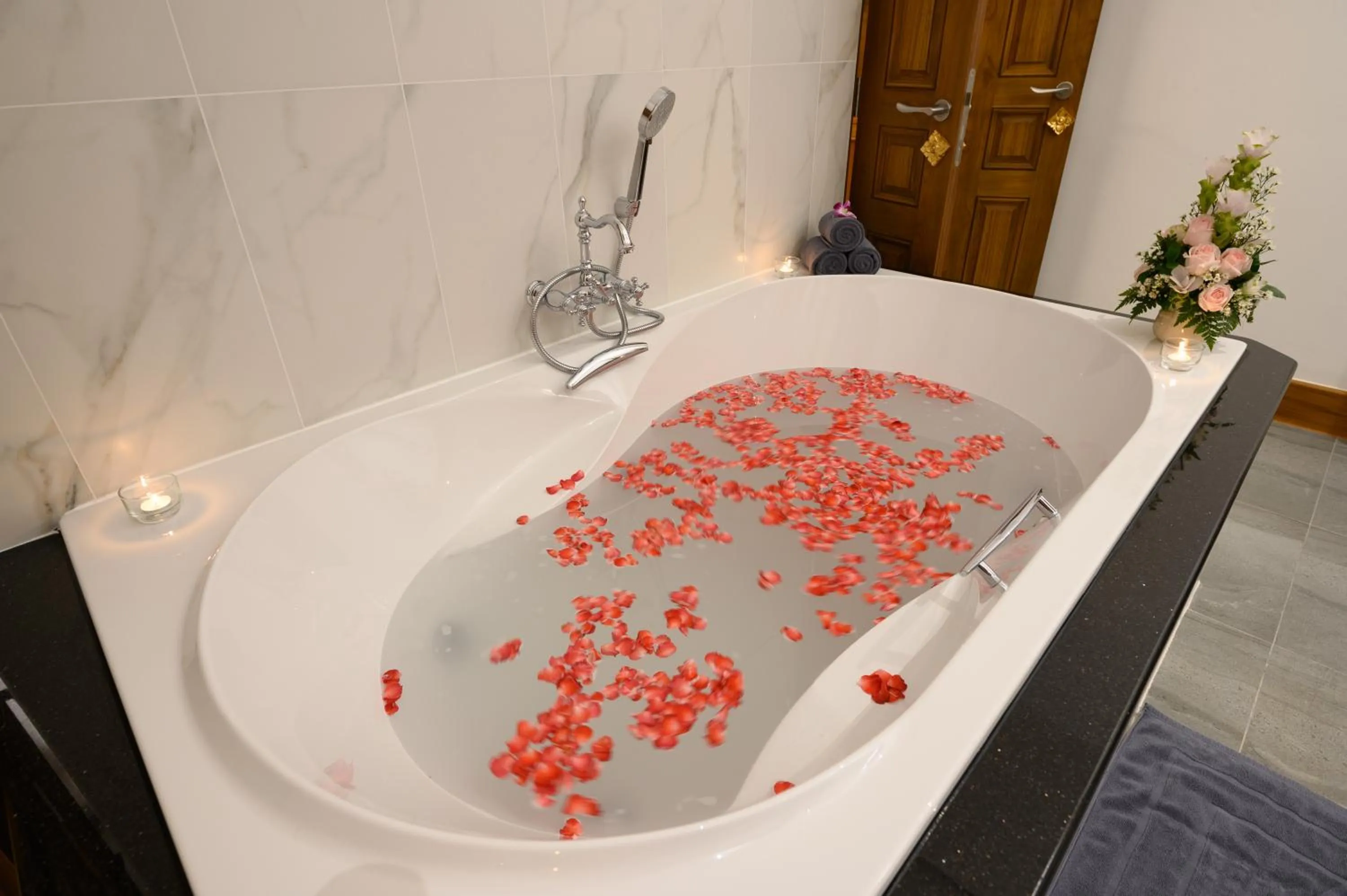 Spa and wellness centre/facilities in The Empress Premier Chiang Mai