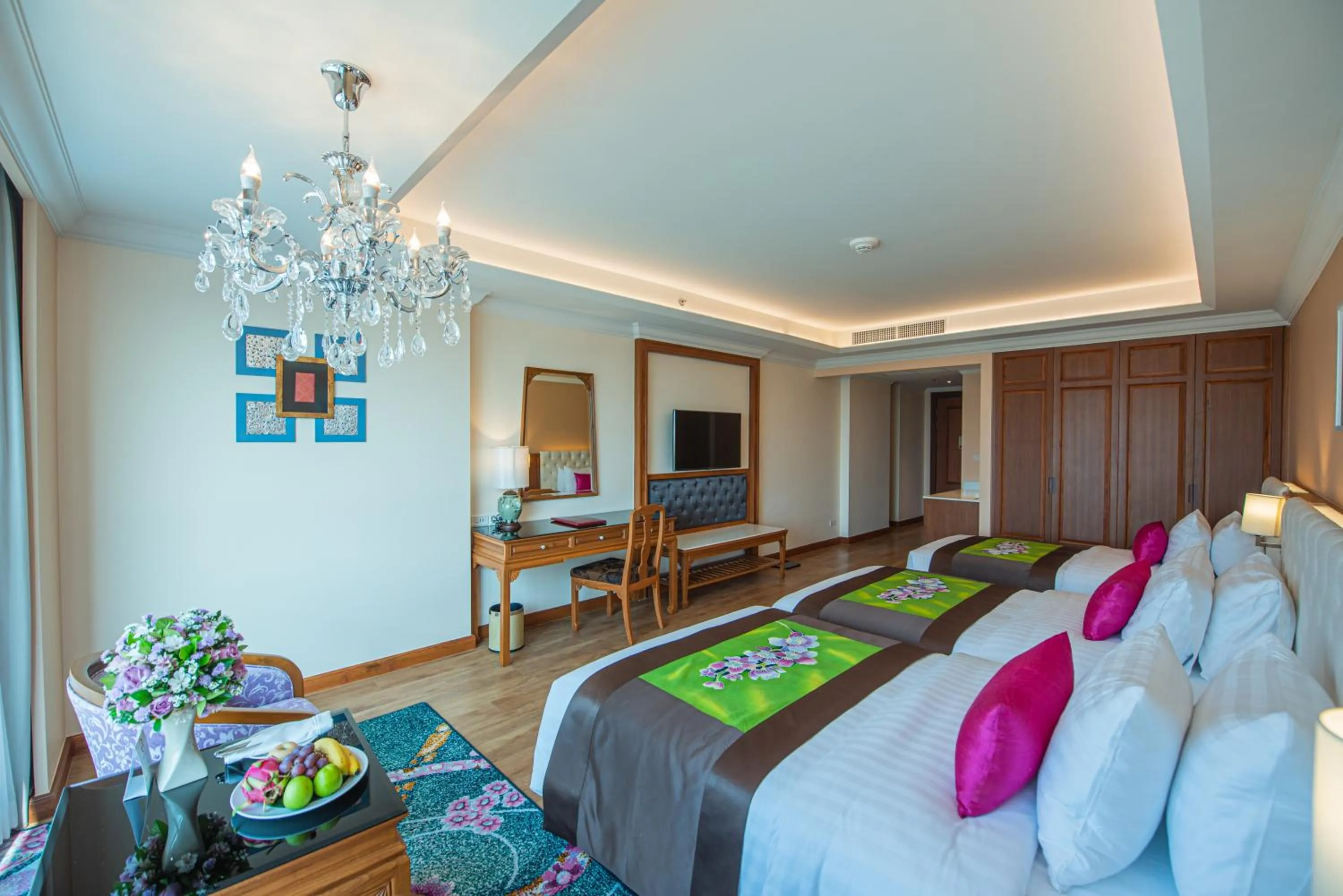 Bedroom, Bed in The Empress Premier Chiang Mai