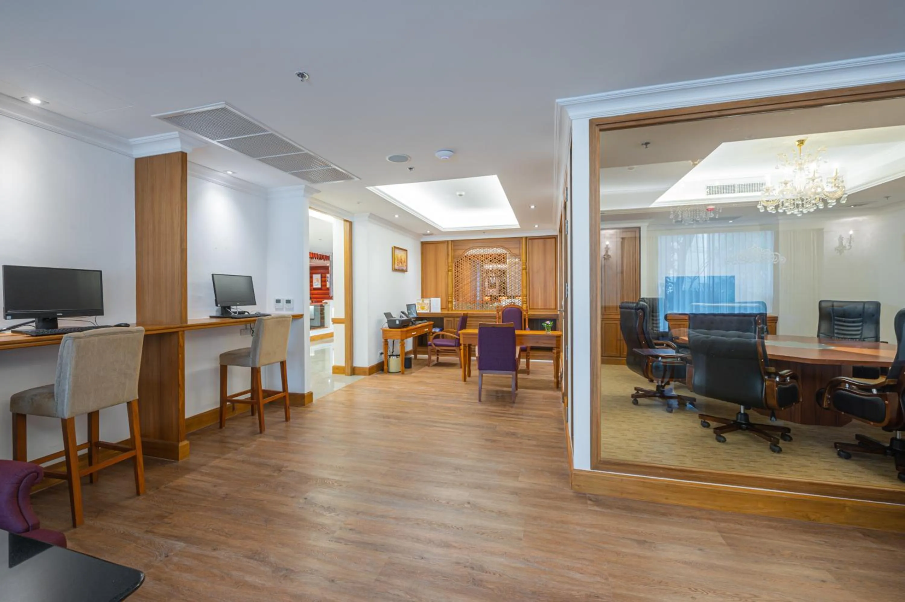 Library in The Empress Premier Chiang Mai