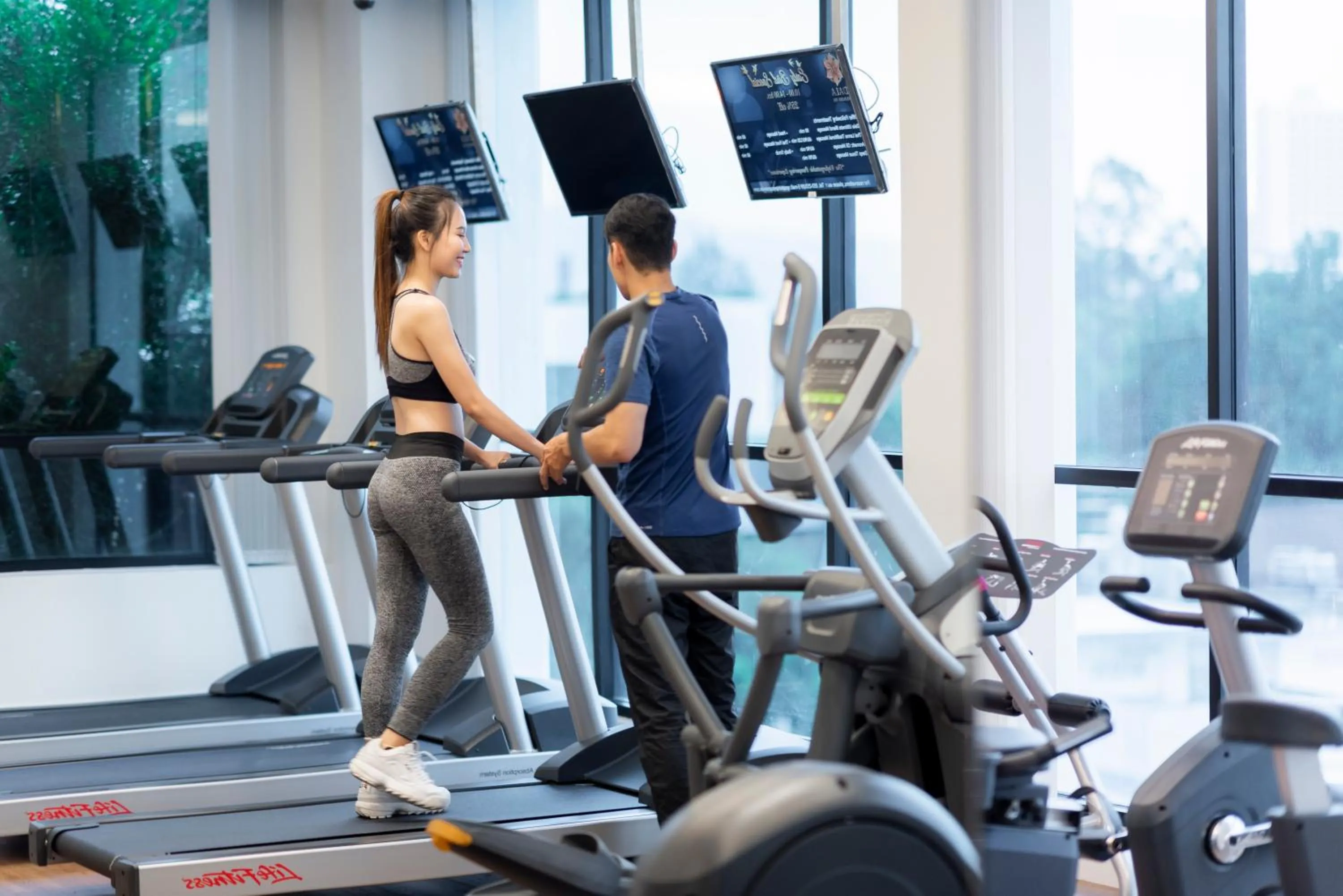 Fitness centre/facilities in The Empress Premier Chiang Mai