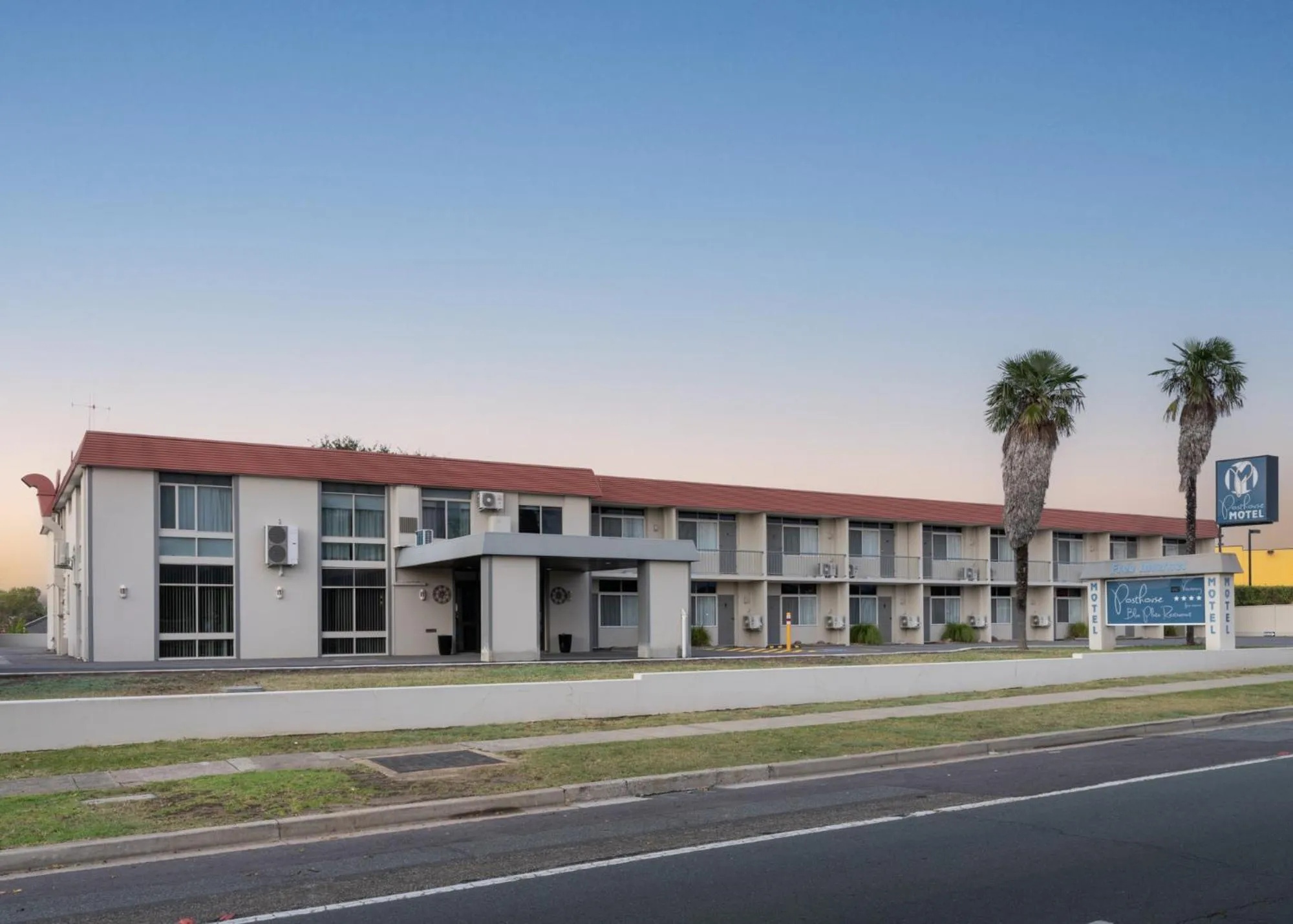 Property building in Posthouse Motor Lodge