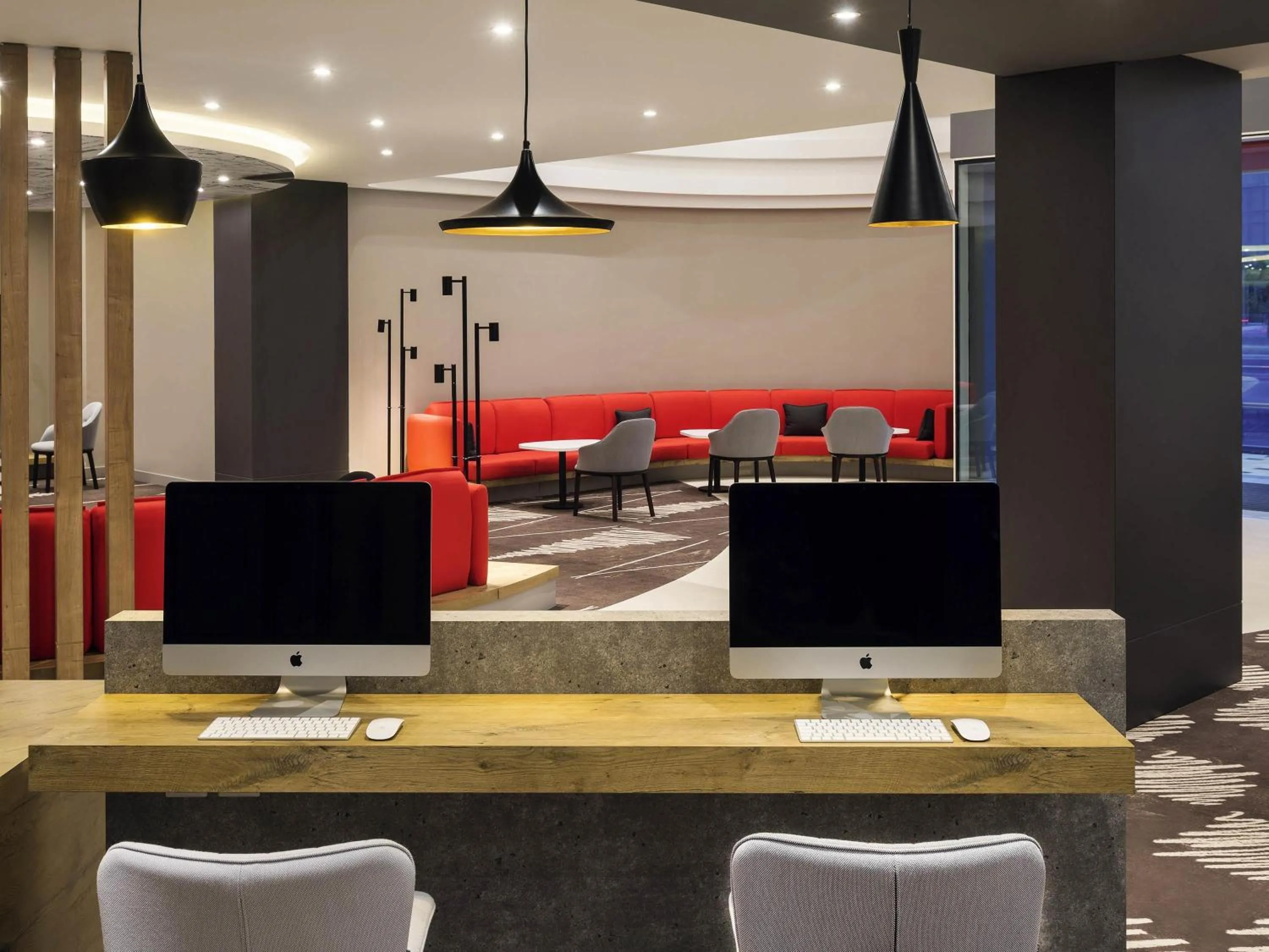 Business facilities in Adagio Aparthotel Jeddah Malik Road