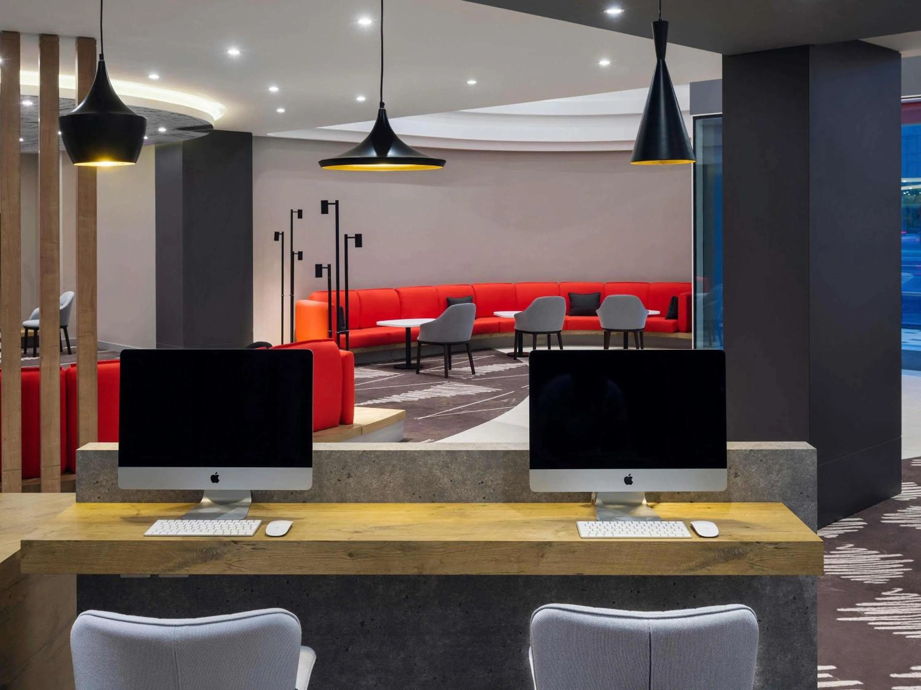 Property building in Ibis Jeddah Malik Road