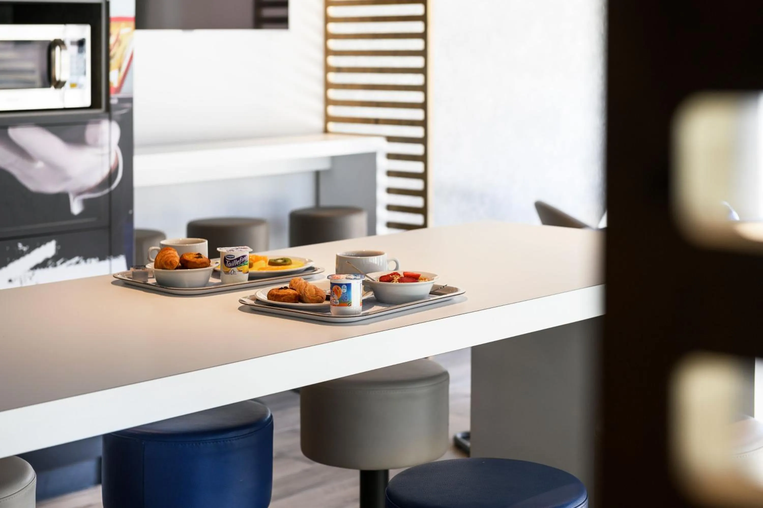 Coffee/tea facilities in ibis budget Saint-Étienne Centre Gare Châteaucreux