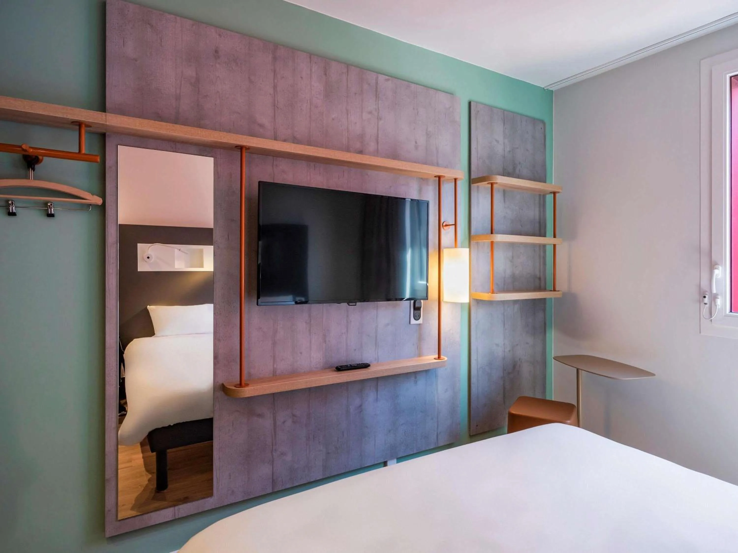 Property building, Bed in ibis budget Saint-Étienne Centre Gare Châteaucreux