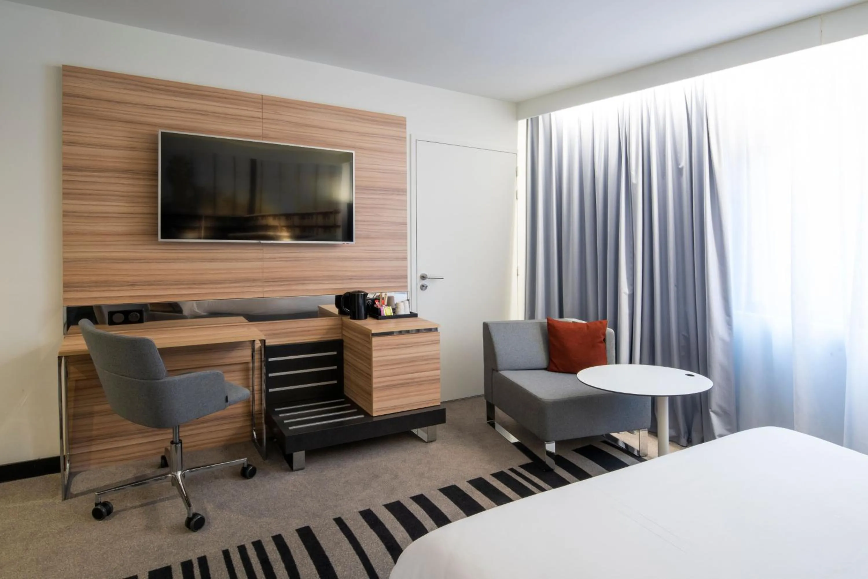 Bedroom, Bed in Novotel Saint-Étienne Centre Gare Châteaucreux