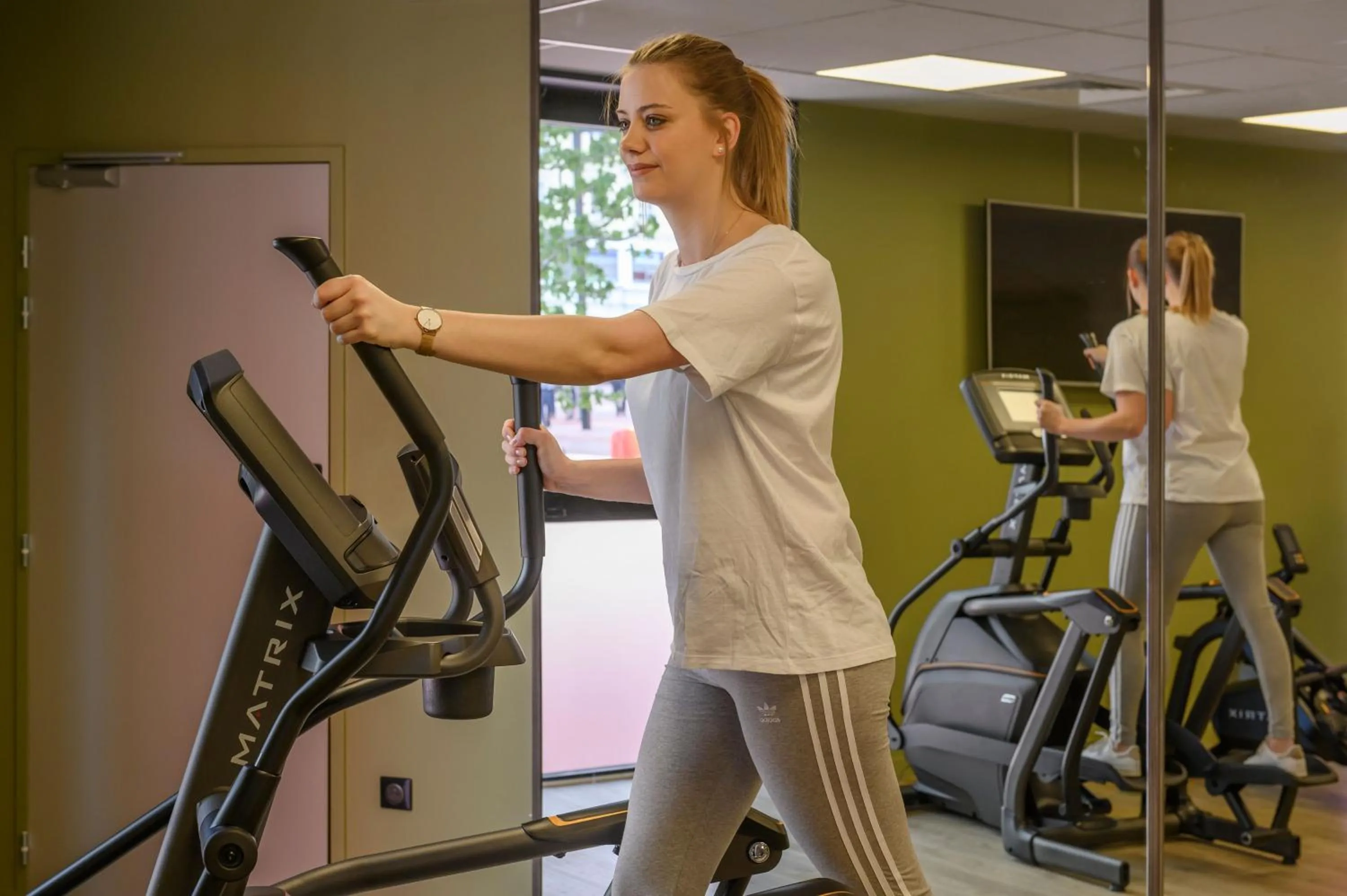 Fitness centre/facilities in Novotel Saint-Étienne Centre Gare Châteaucreux