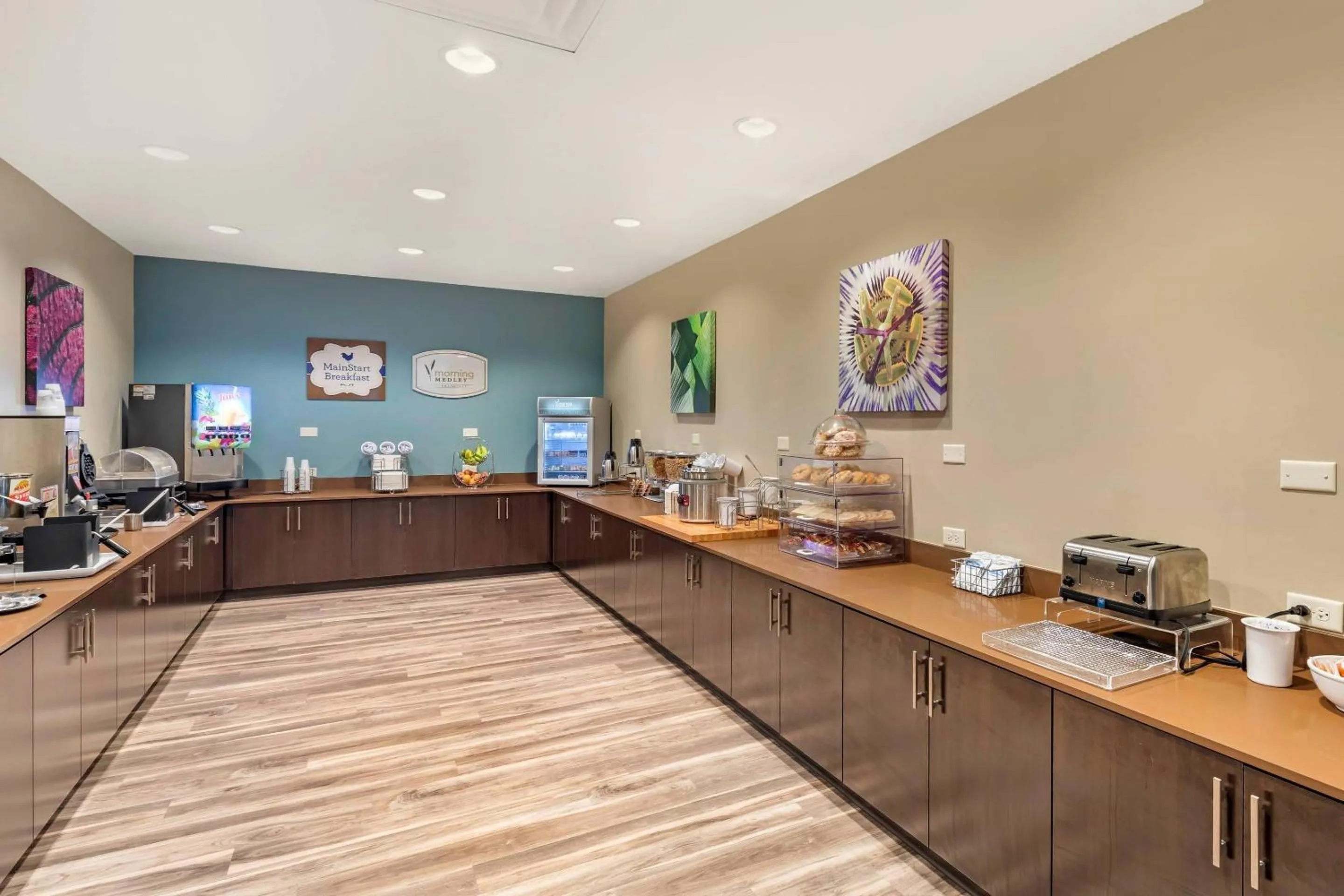 Breakfast in Sleep Inn Lancaster Dallas South