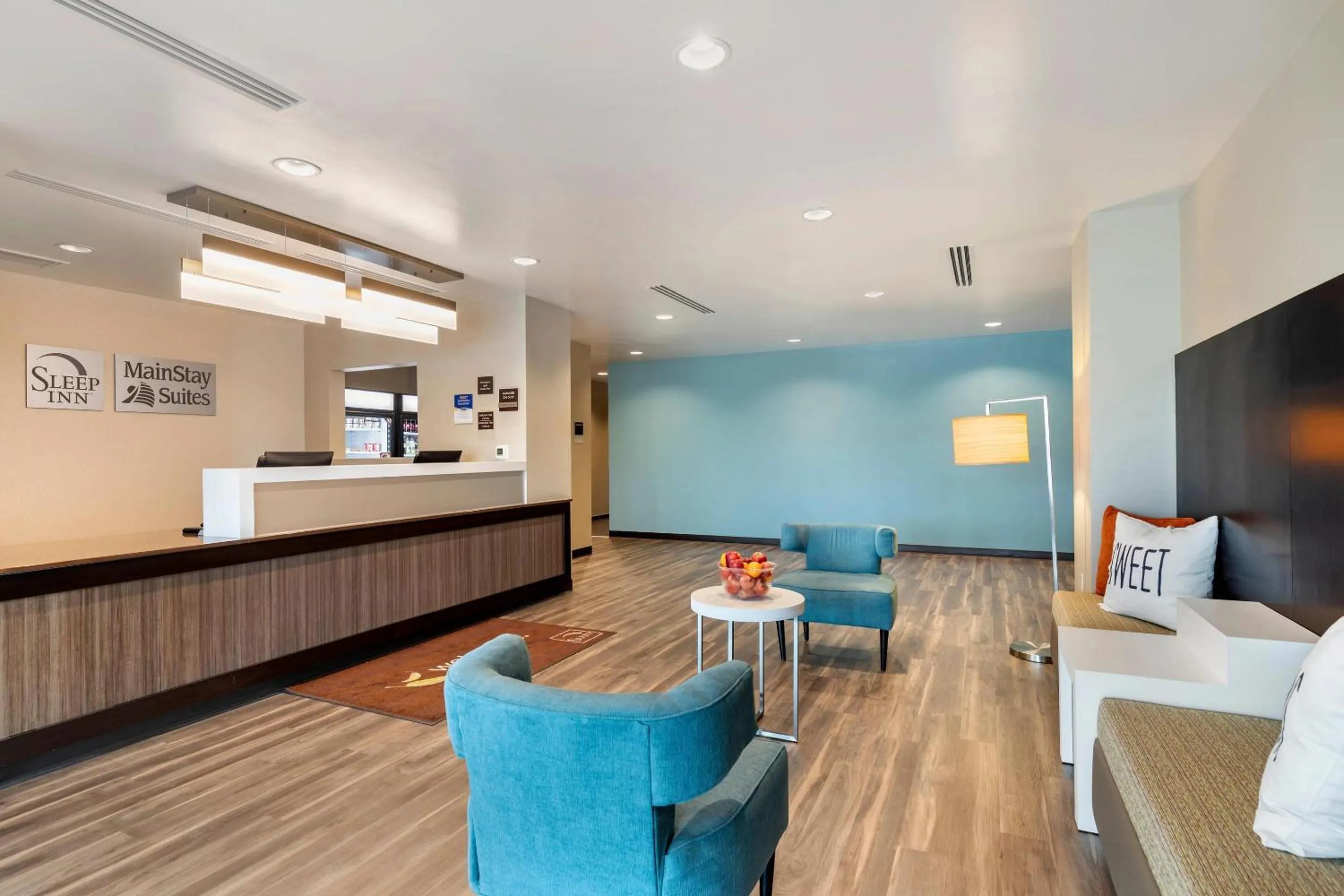 Lobby or reception in MainStay Suites Lancaster Dallas South