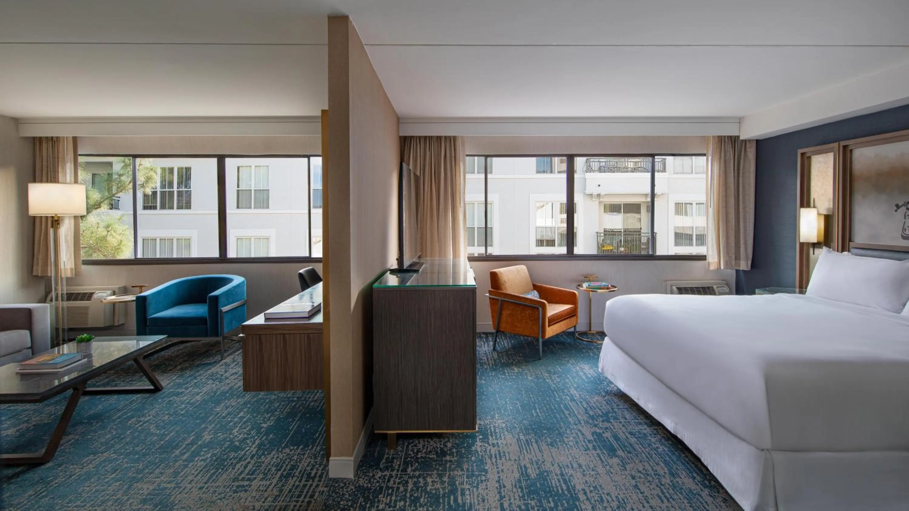 Photo of the whole room, Bed in Hotel Dena, Pasadena Los Angeles, a Tribute Portfolio Hotel