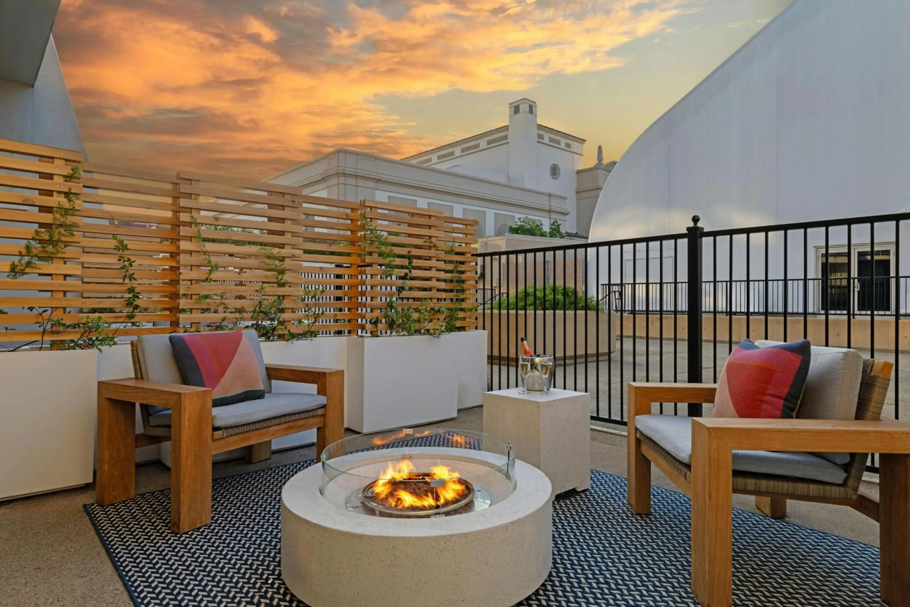 Photo of the whole room in Hotel Dena, Pasadena Los Angeles, a Tribute Portfolio Hotel