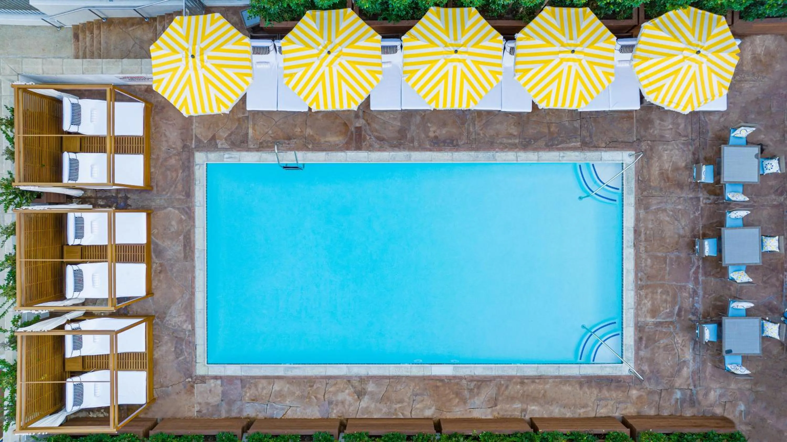 Swimming pool in Hotel Dena, Pasadena Los Angeles, a Tribute Portfolio Hotel