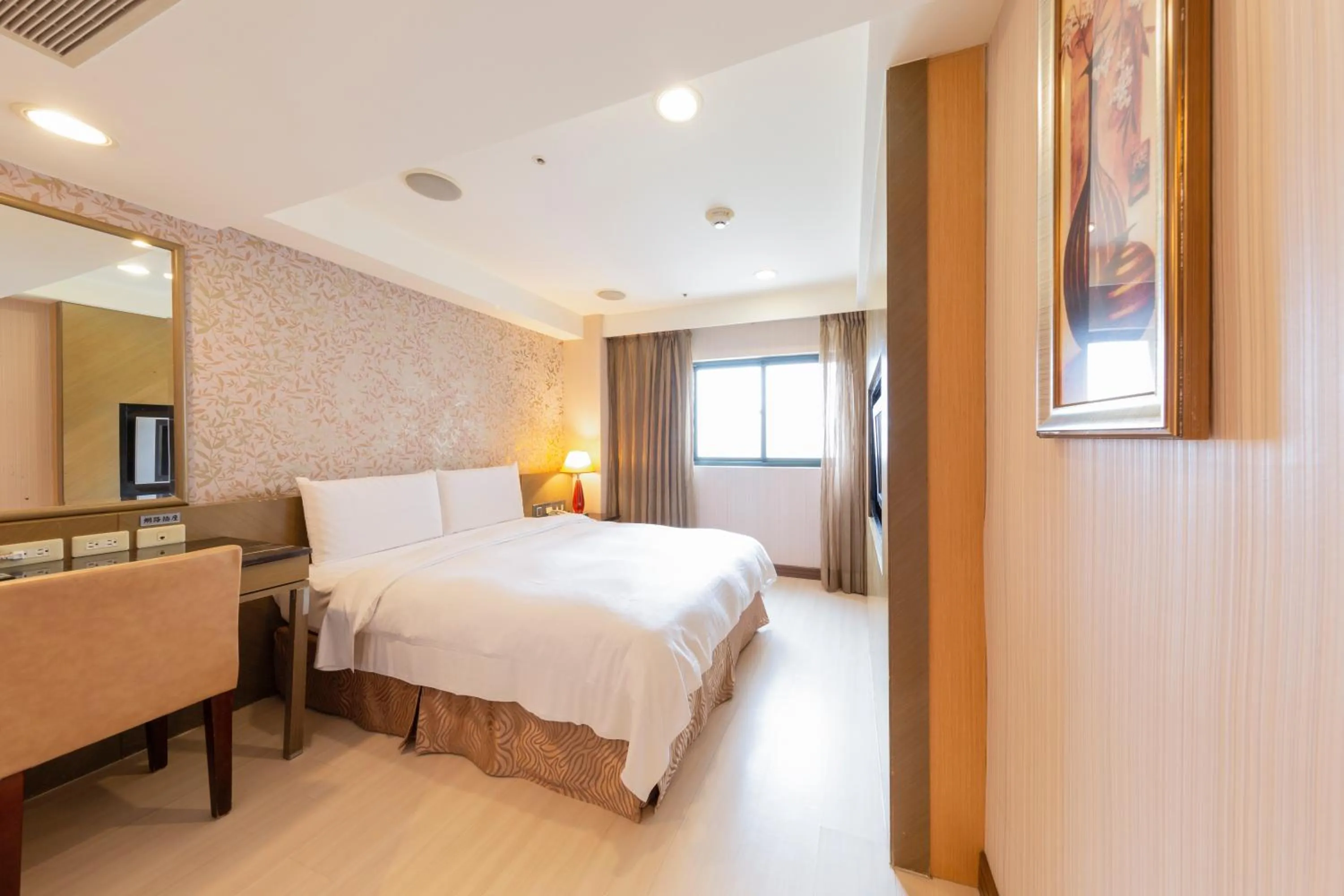 Bed in Shihzuwan Hotel – Kaohsiung Station