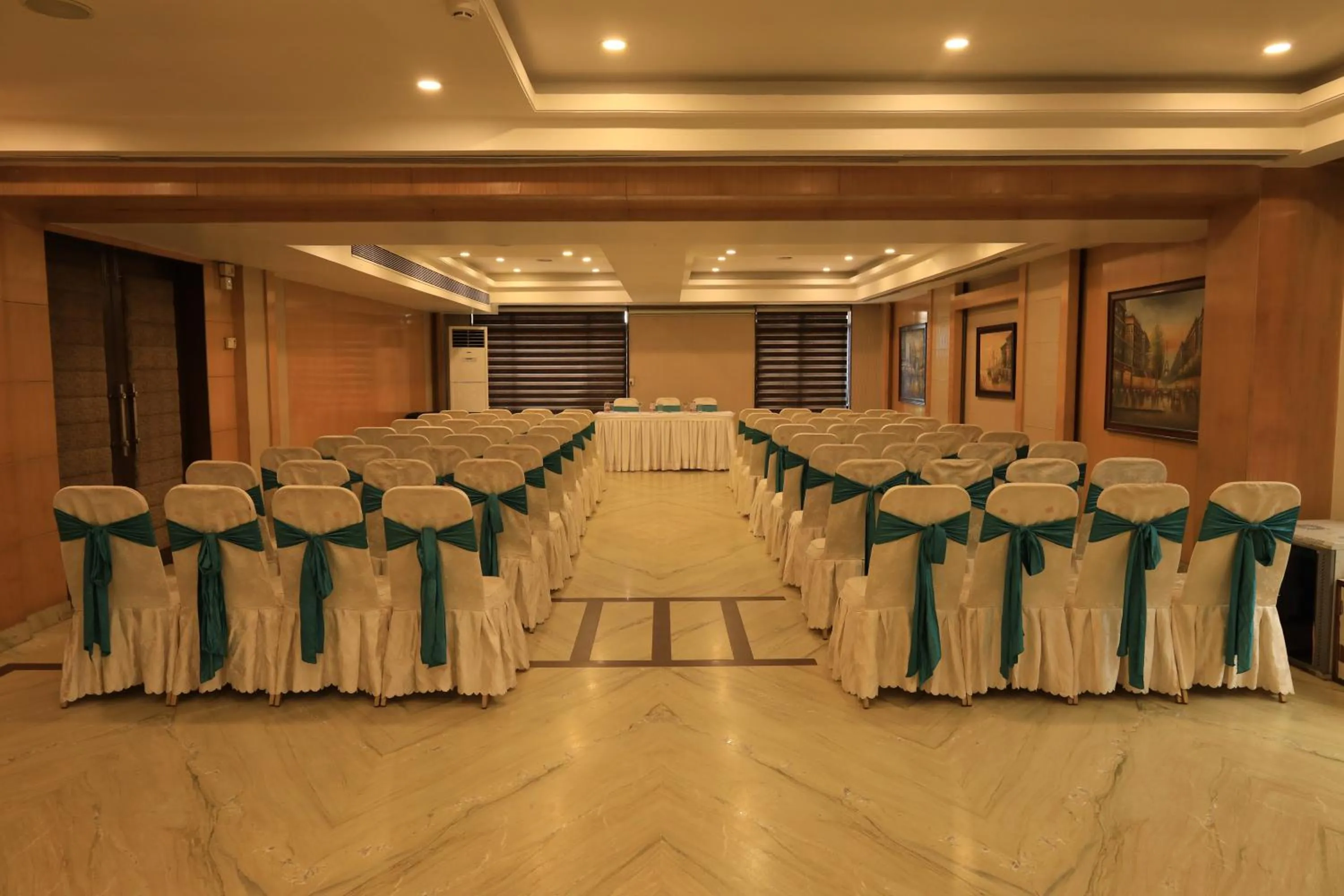 Banquet/Function facilities in Aananda Imperial
