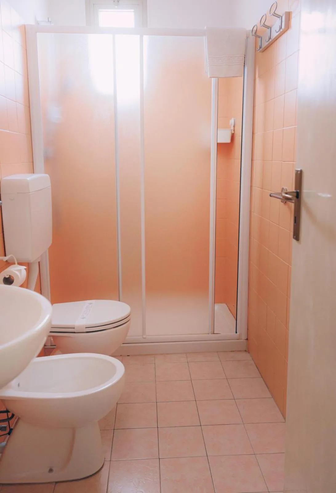 Shower in Hotel Enna Rimini