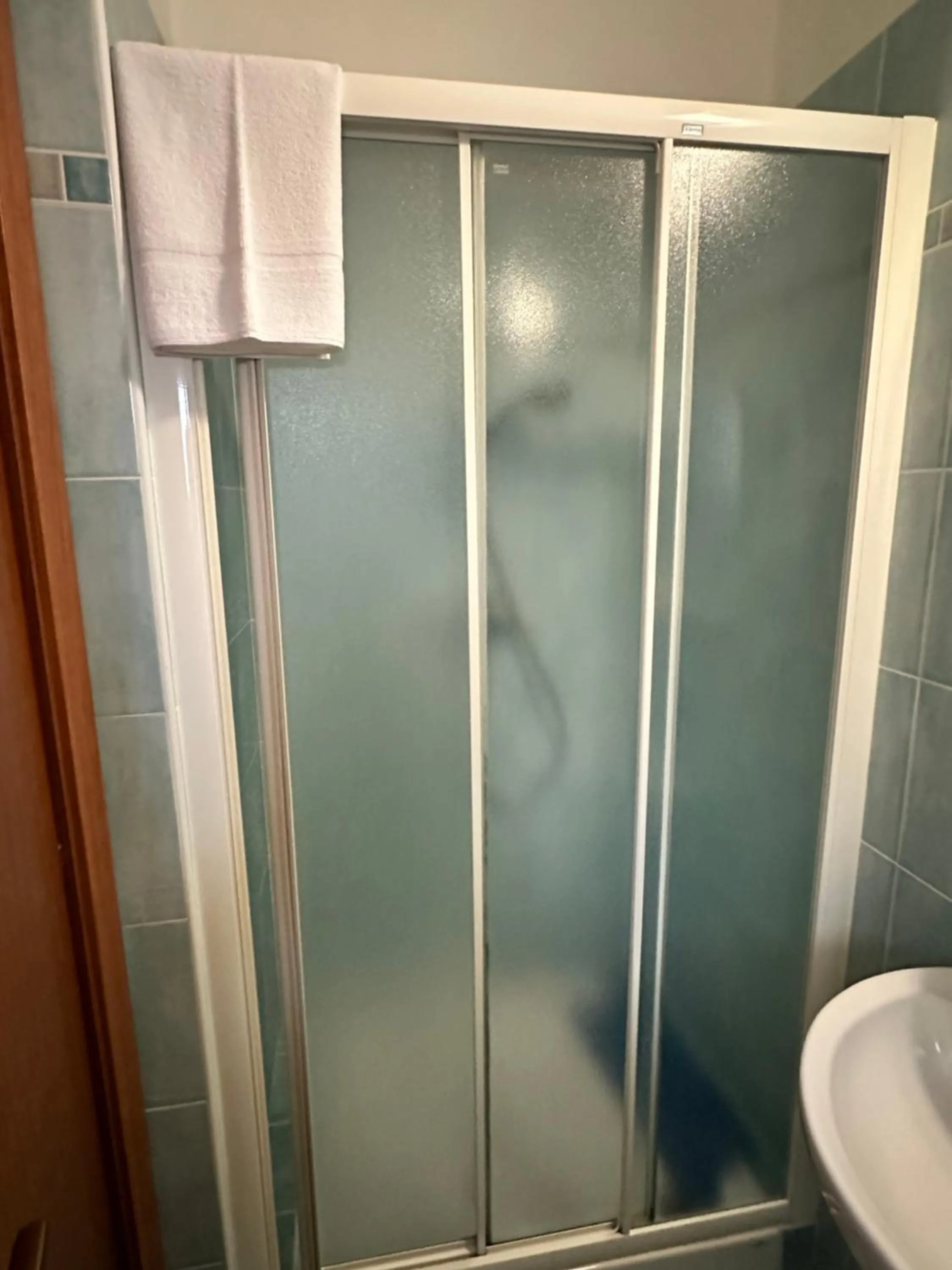 Shower in Hotel Enna Rimini
