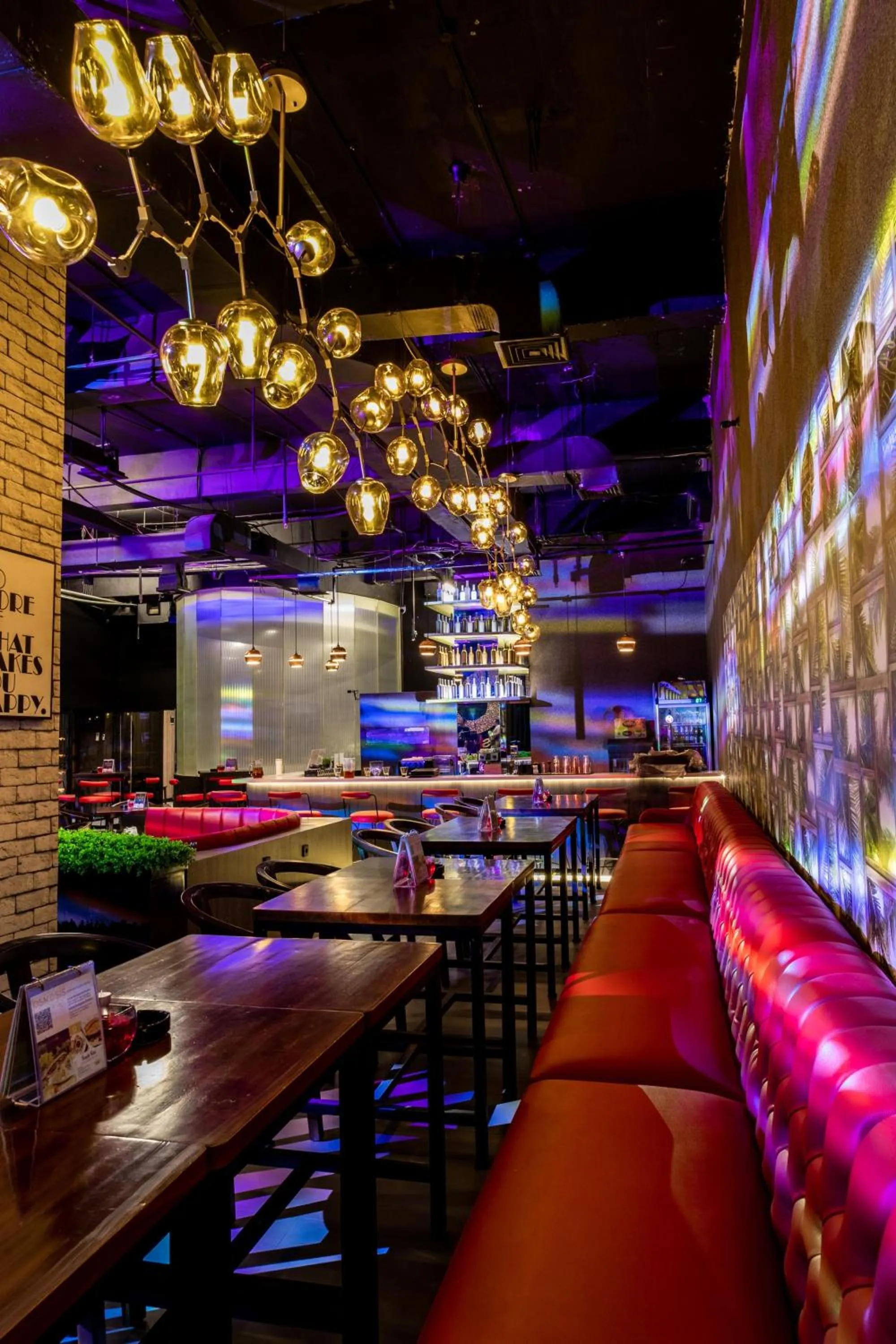 Restaurant/places to eat in Aston Cirebon Hotel and Convention Center