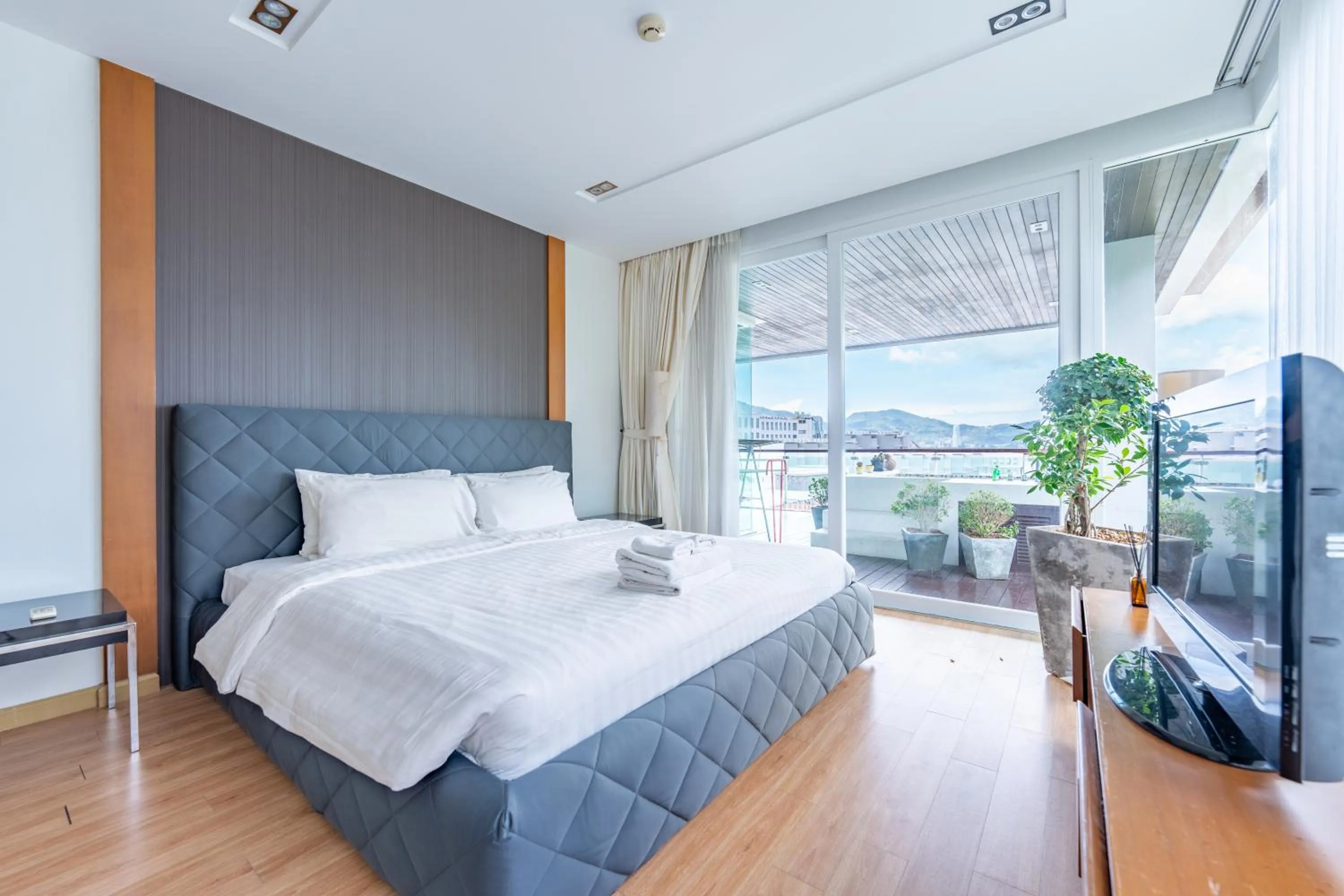 Bed in The Privilege Residence