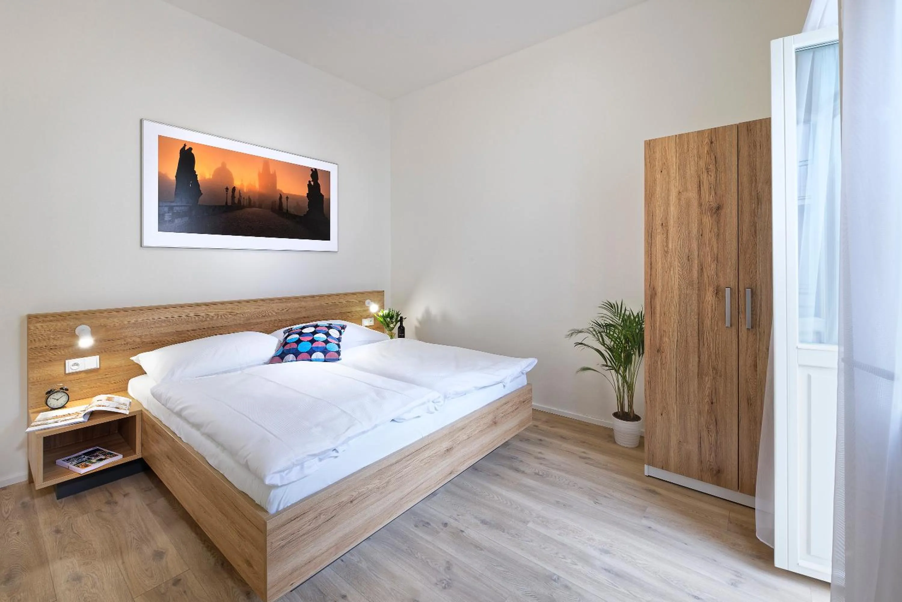 Bed in DownTown Suites Jugoslavska