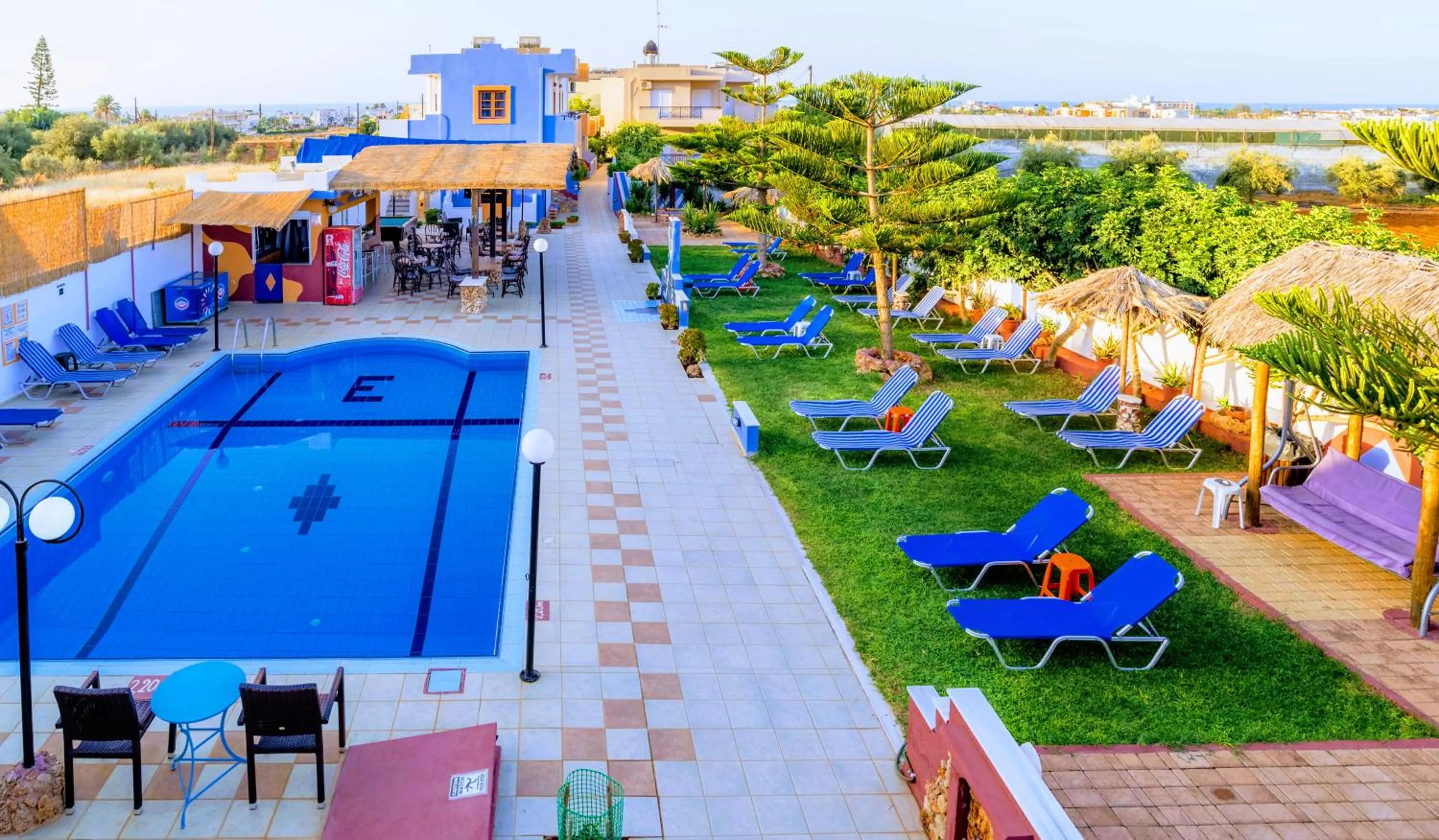 Swimming pool in Eltina Apartments