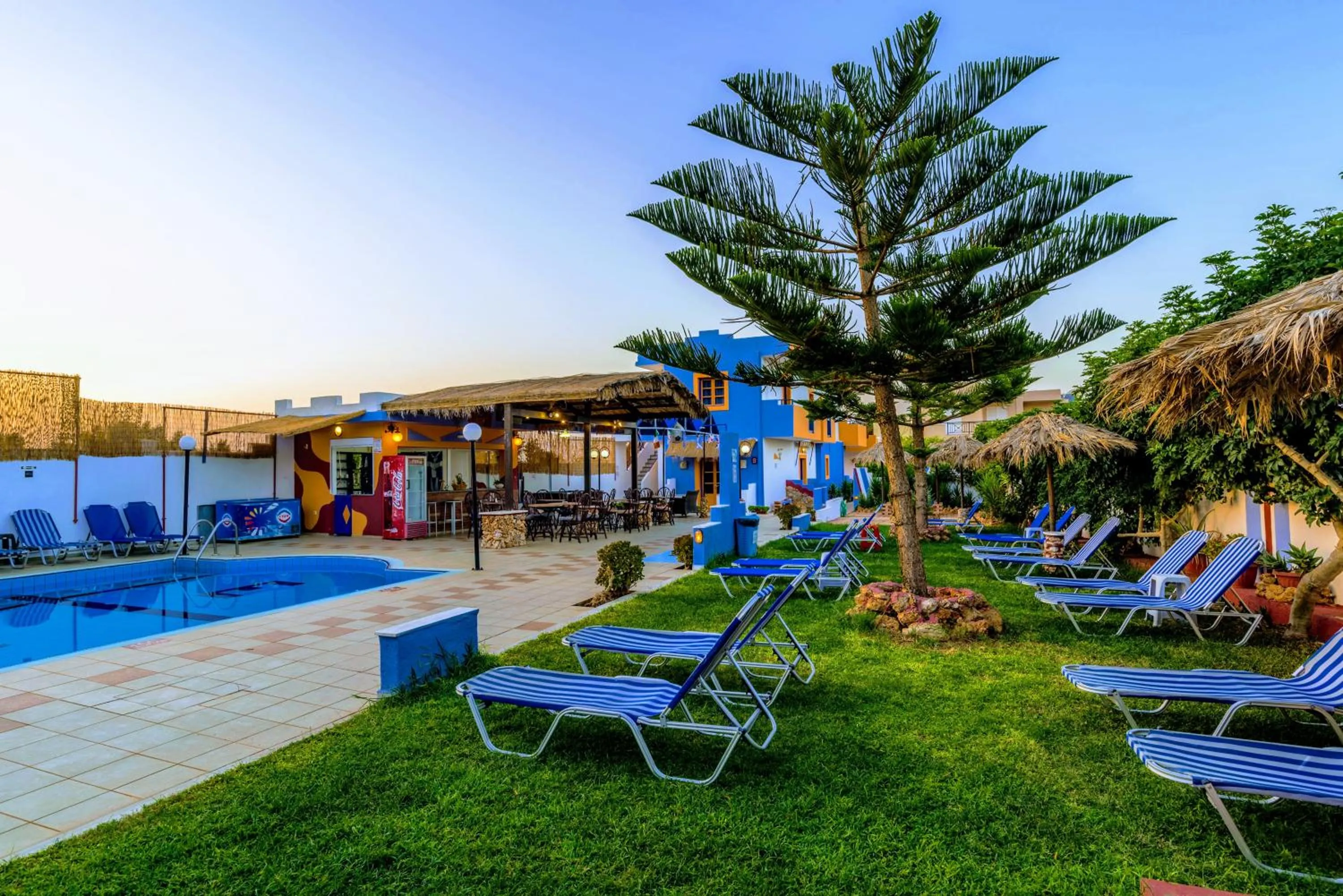 Swimming pool in Eltina Apartments