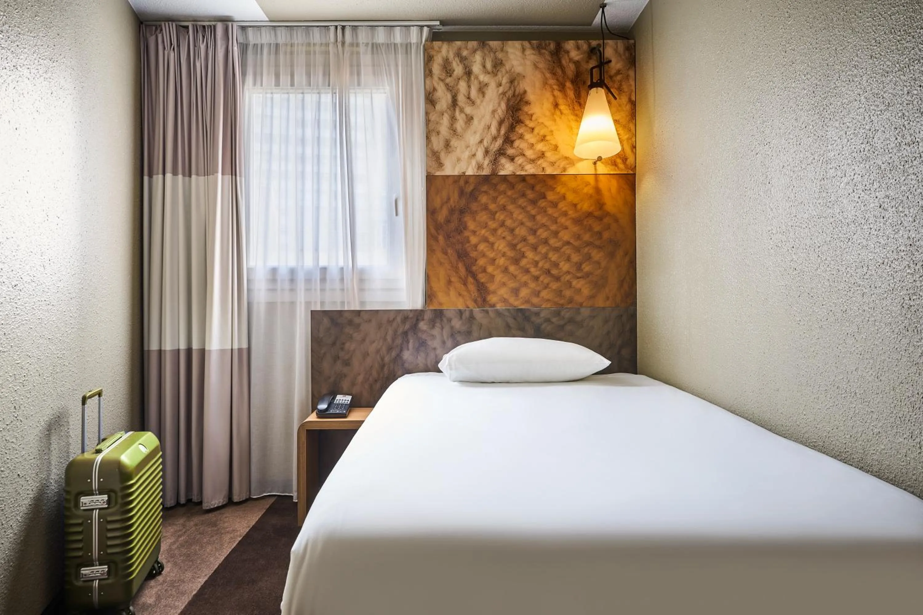 Bedroom, Bed in ibis Paris Avenue d'Italie 13ème