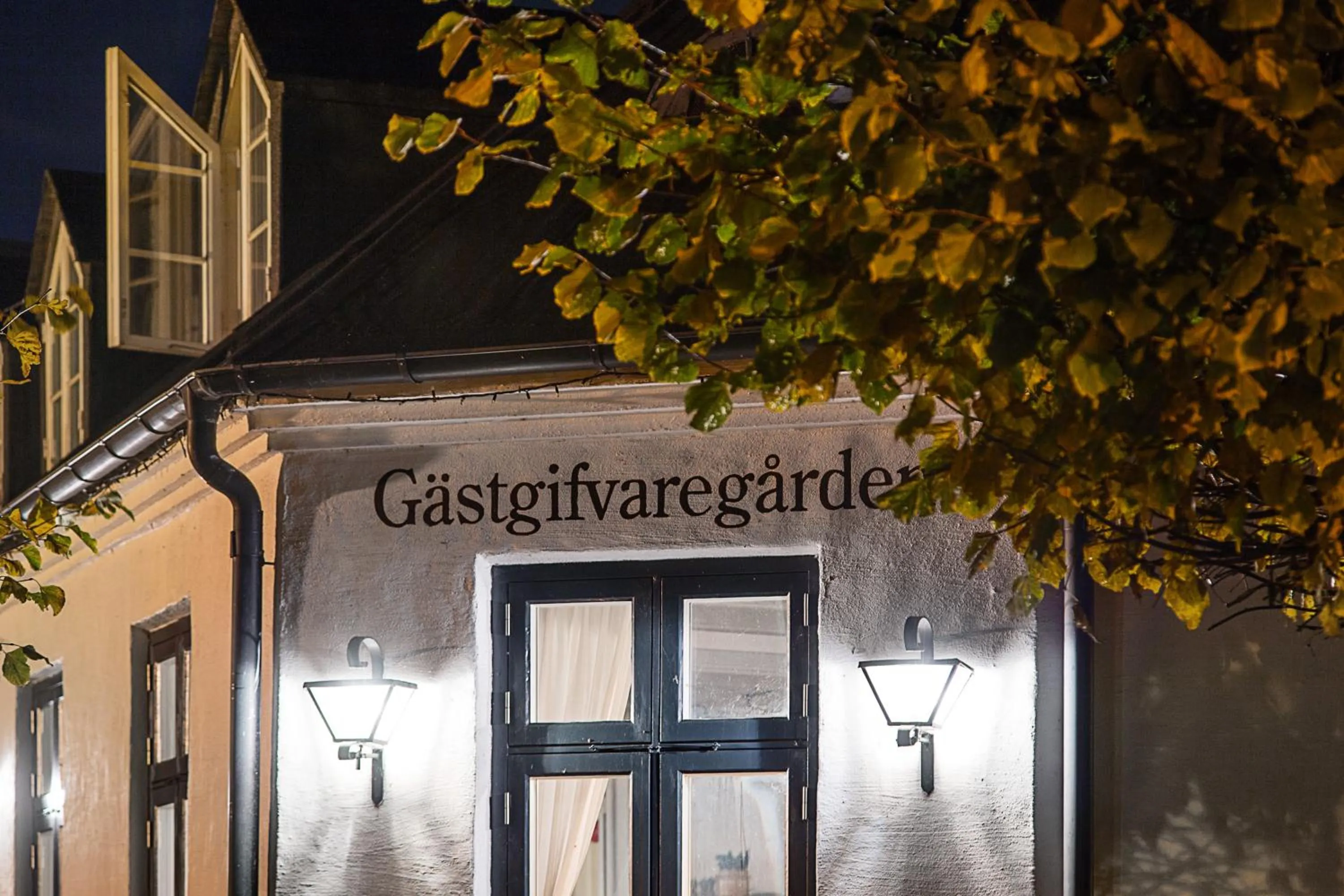 Facade/entrance in Skanörs Gästgifvaregård