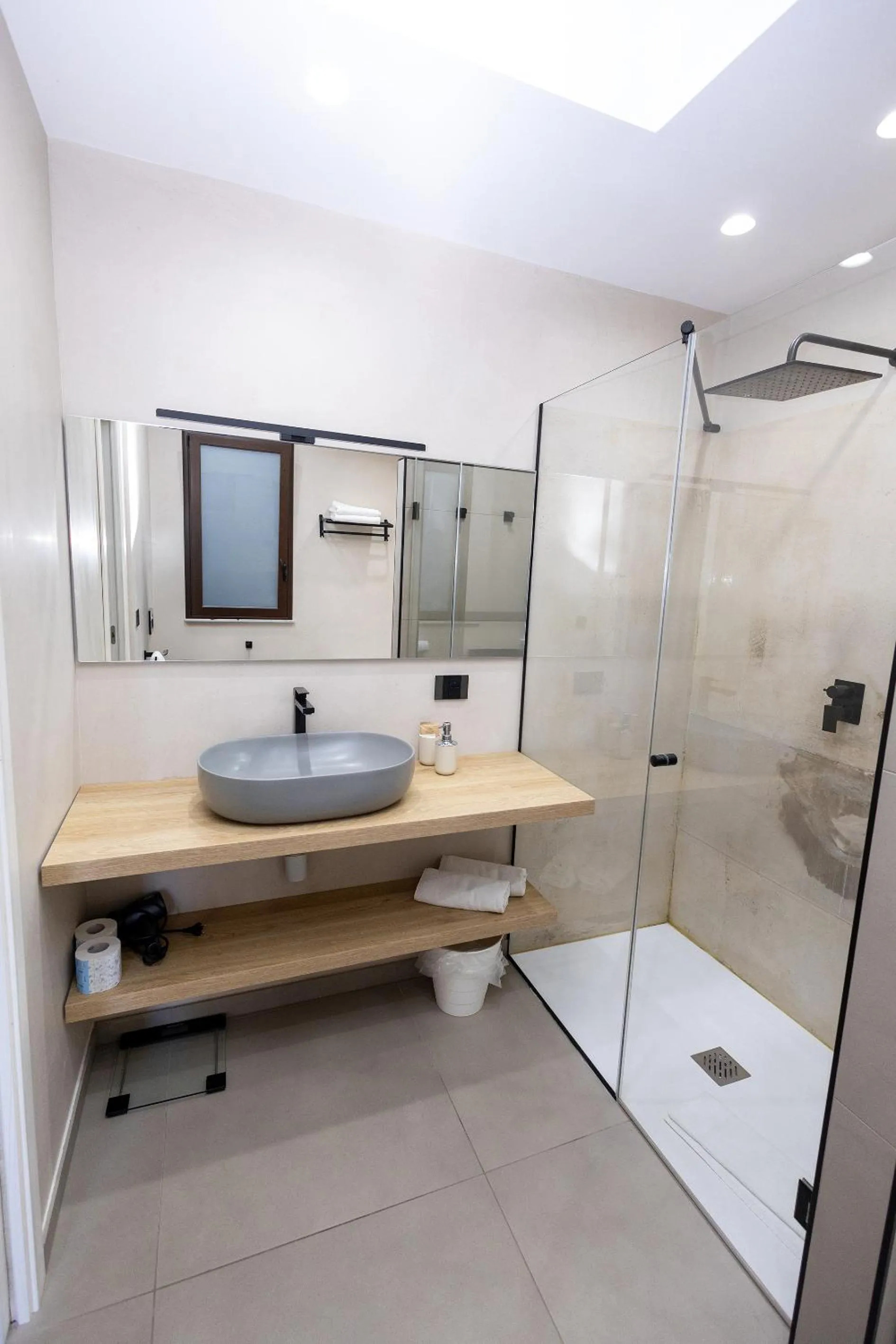 Shower in Marty Luxury B&B