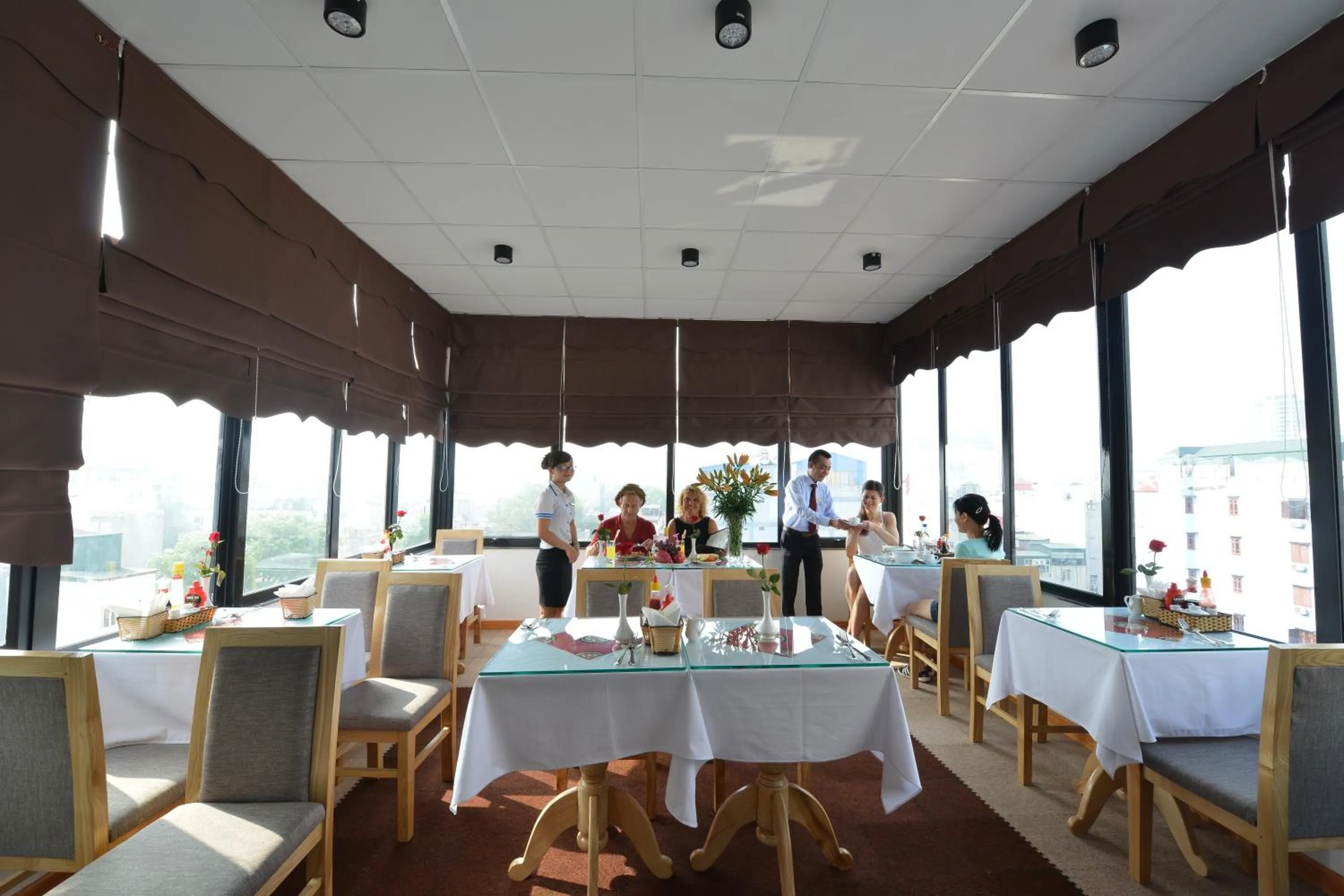 Restaurant/places to eat in Blue Hanoi Inn Hotel